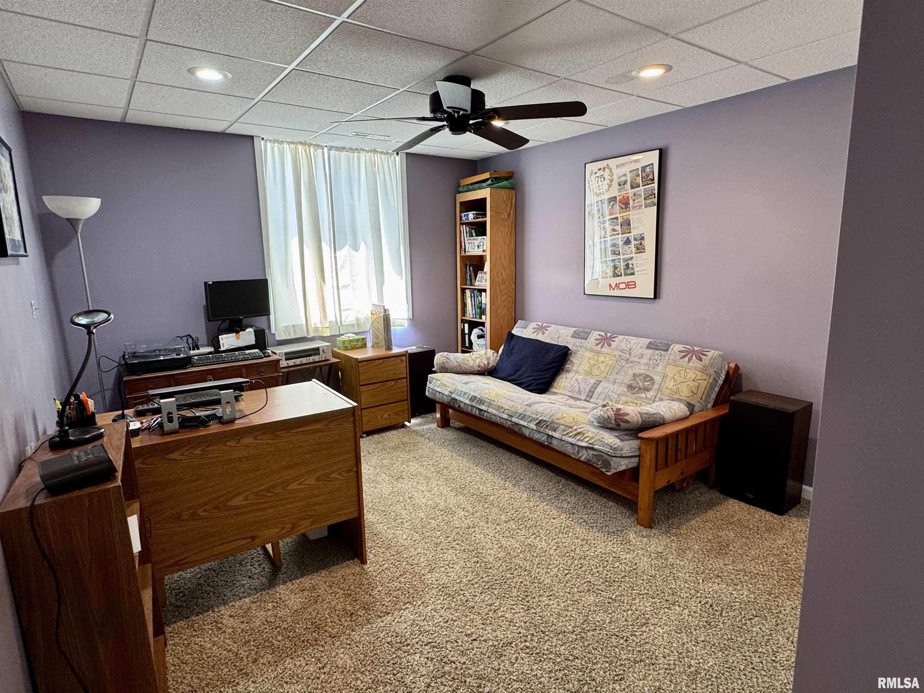 1121 Hawthorn Ridge, Macomb, Illinois image 38