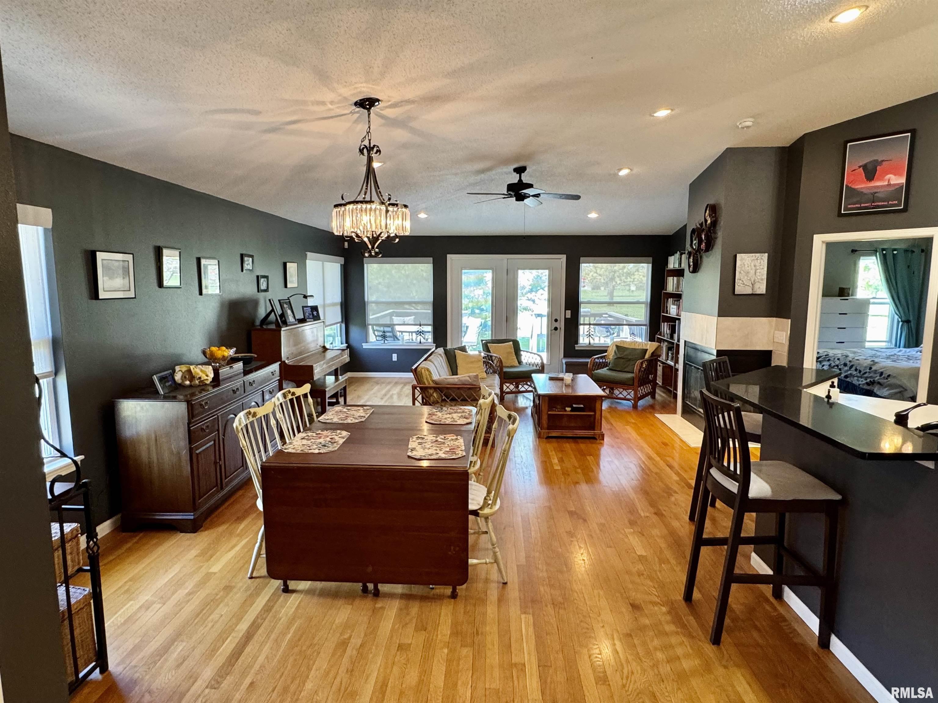 1121 Hawthorn Ridge, Macomb, Illinois image 5