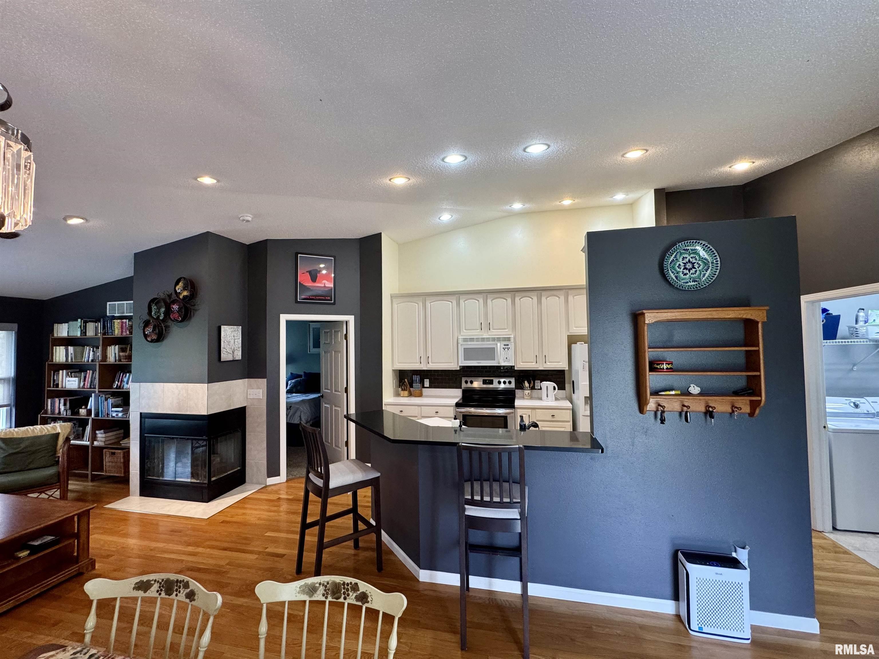 1121 Hawthorn Ridge, Macomb, Illinois image 10