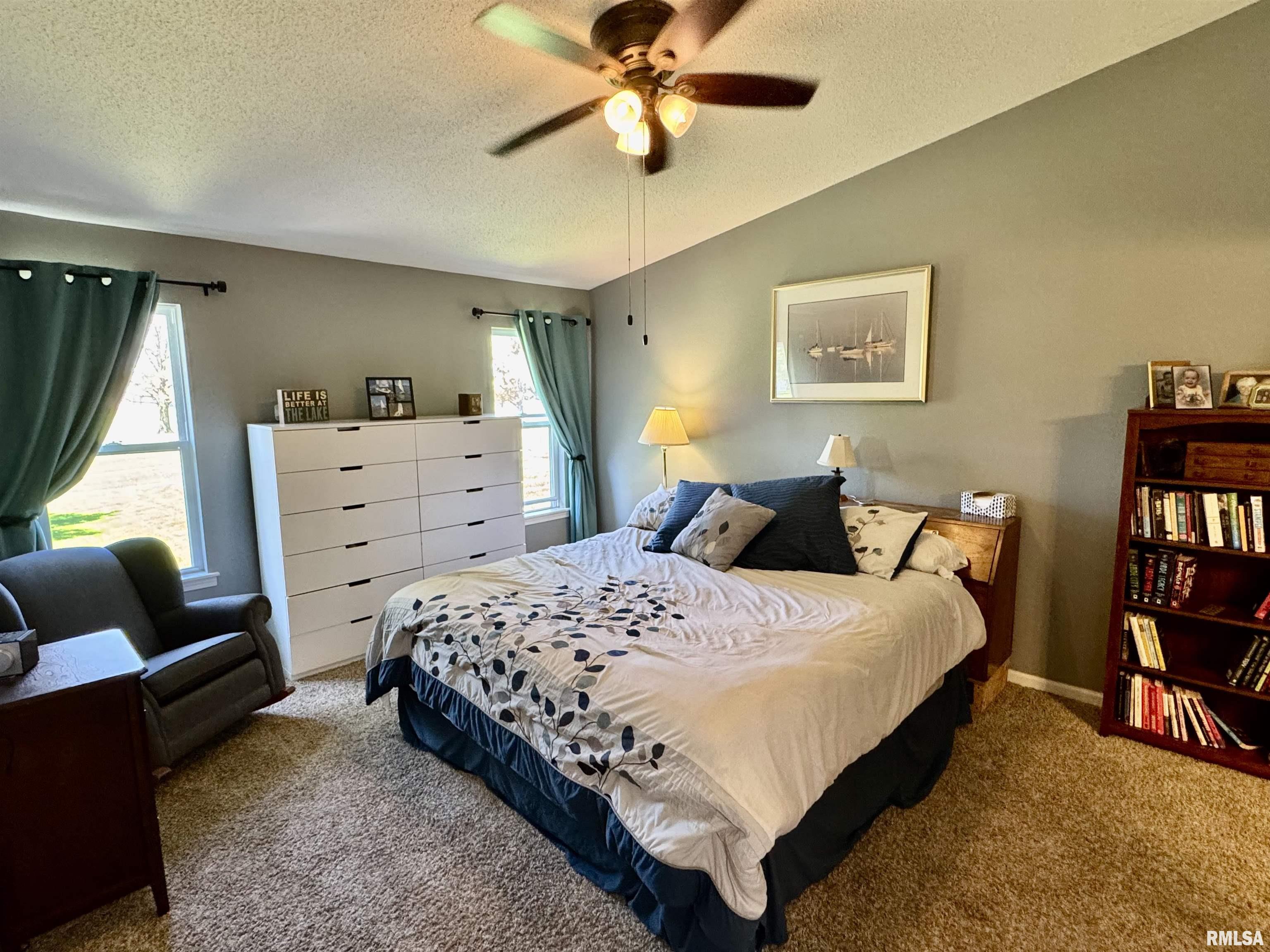 1121 Hawthorn Ridge, Macomb, Illinois image 16