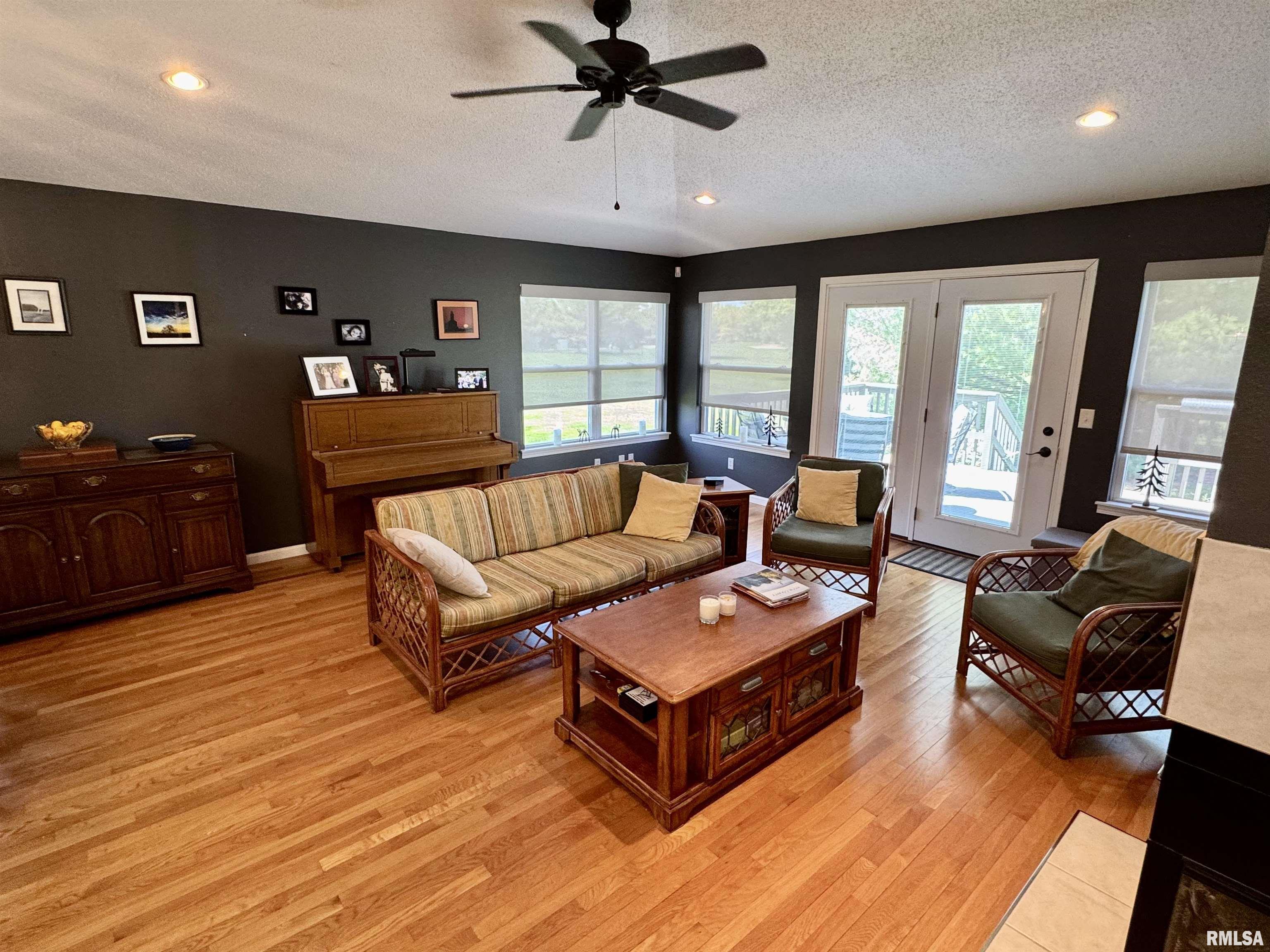 1121 Hawthorn Ridge, Macomb, Illinois image 8