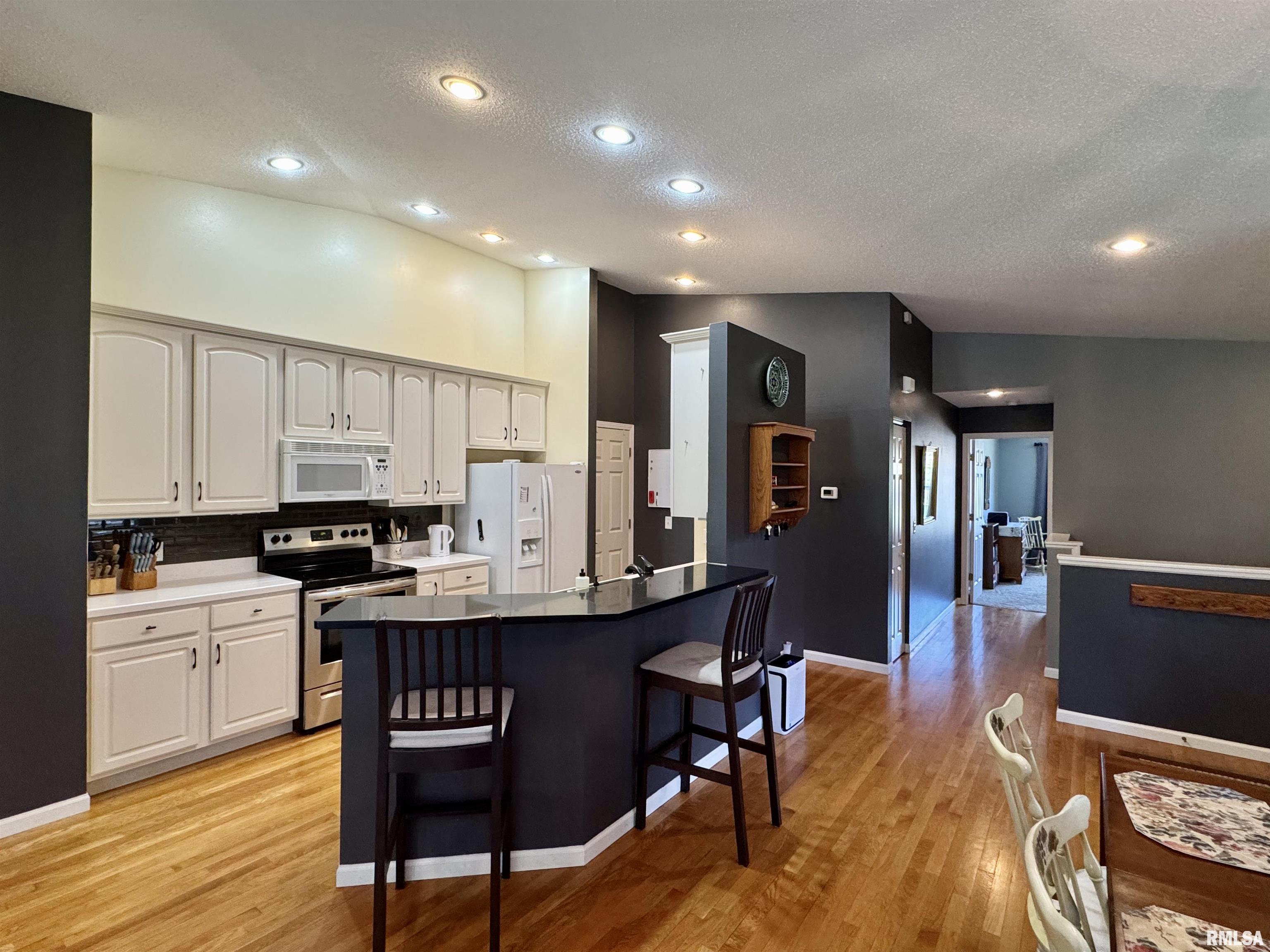 1121 Hawthorn Ridge, Macomb, Illinois image 14
