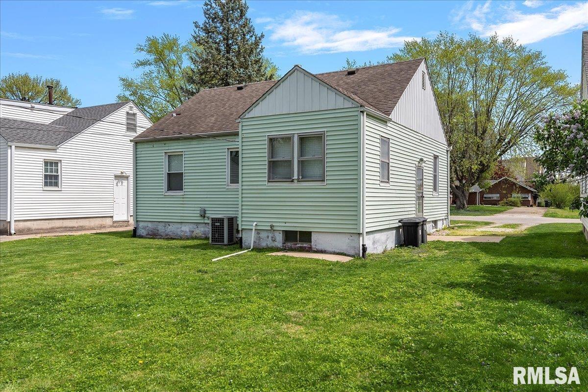 2953 S 5th Street, Springfield, Illinois image 24