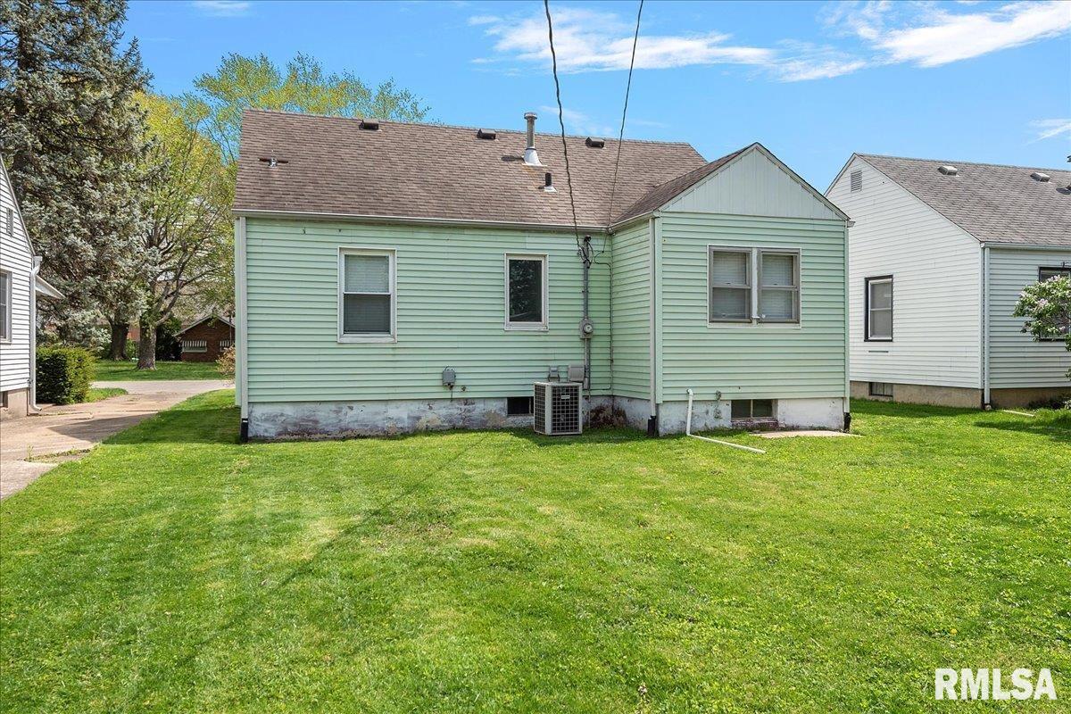 2953 S 5th Street, Springfield, Illinois image 25
