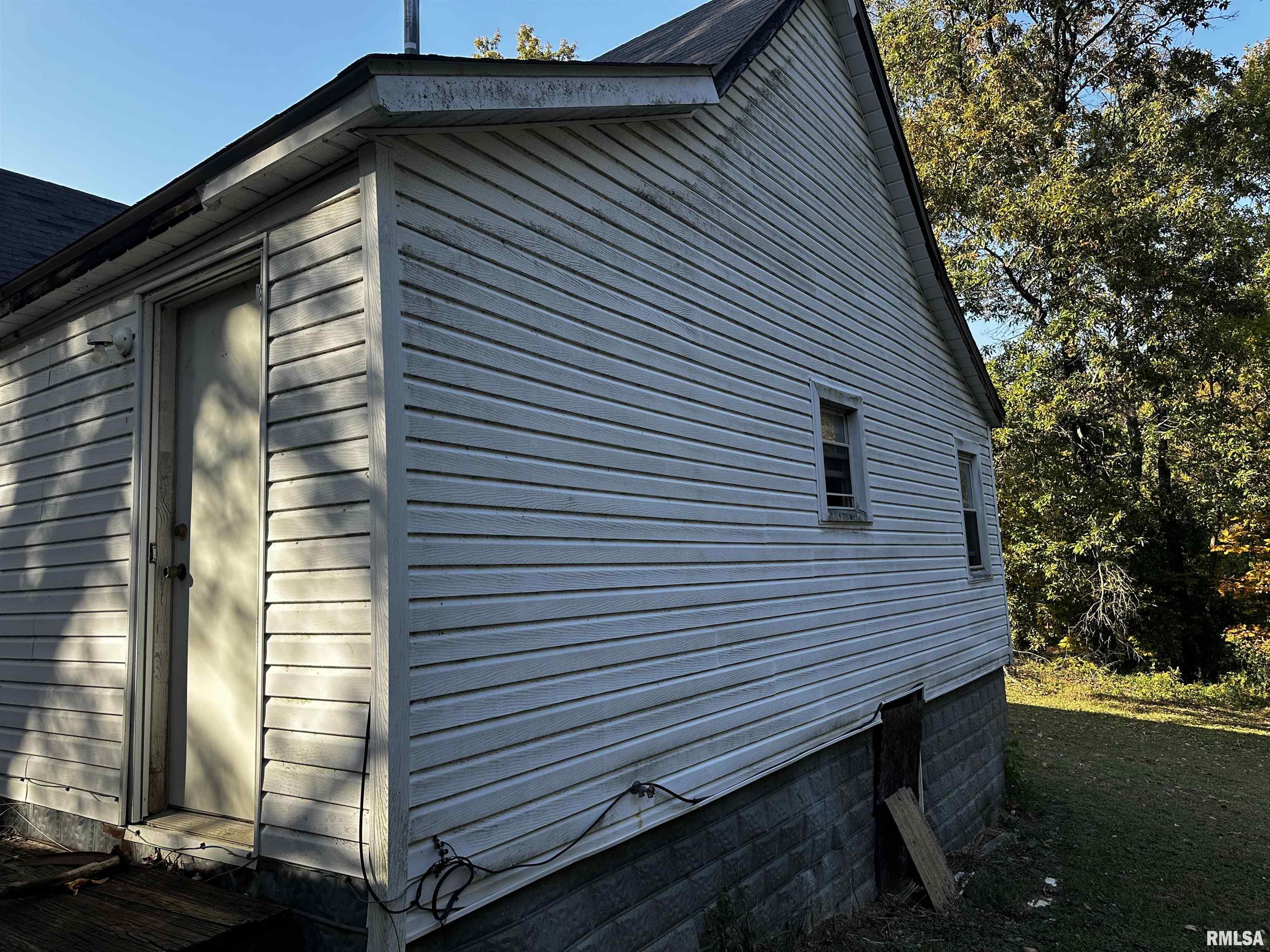 3792 5th Street, Thompsonville, Illinois image 8