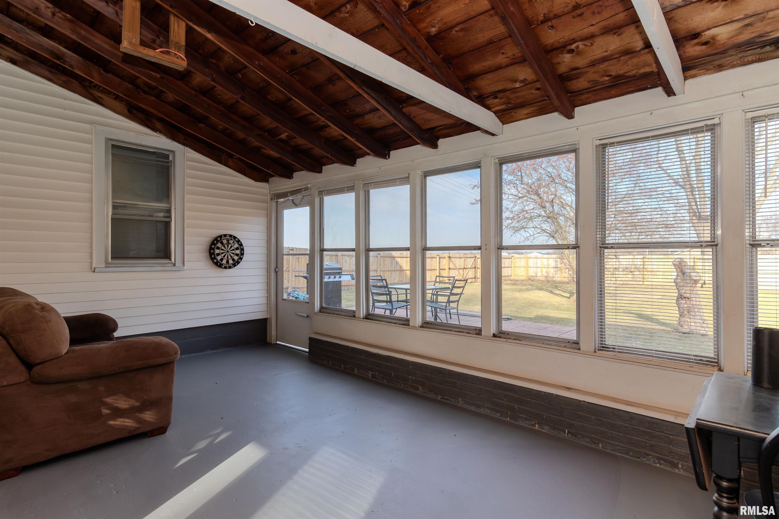 979 N 5th Avenue, Canton, Illinois image 38