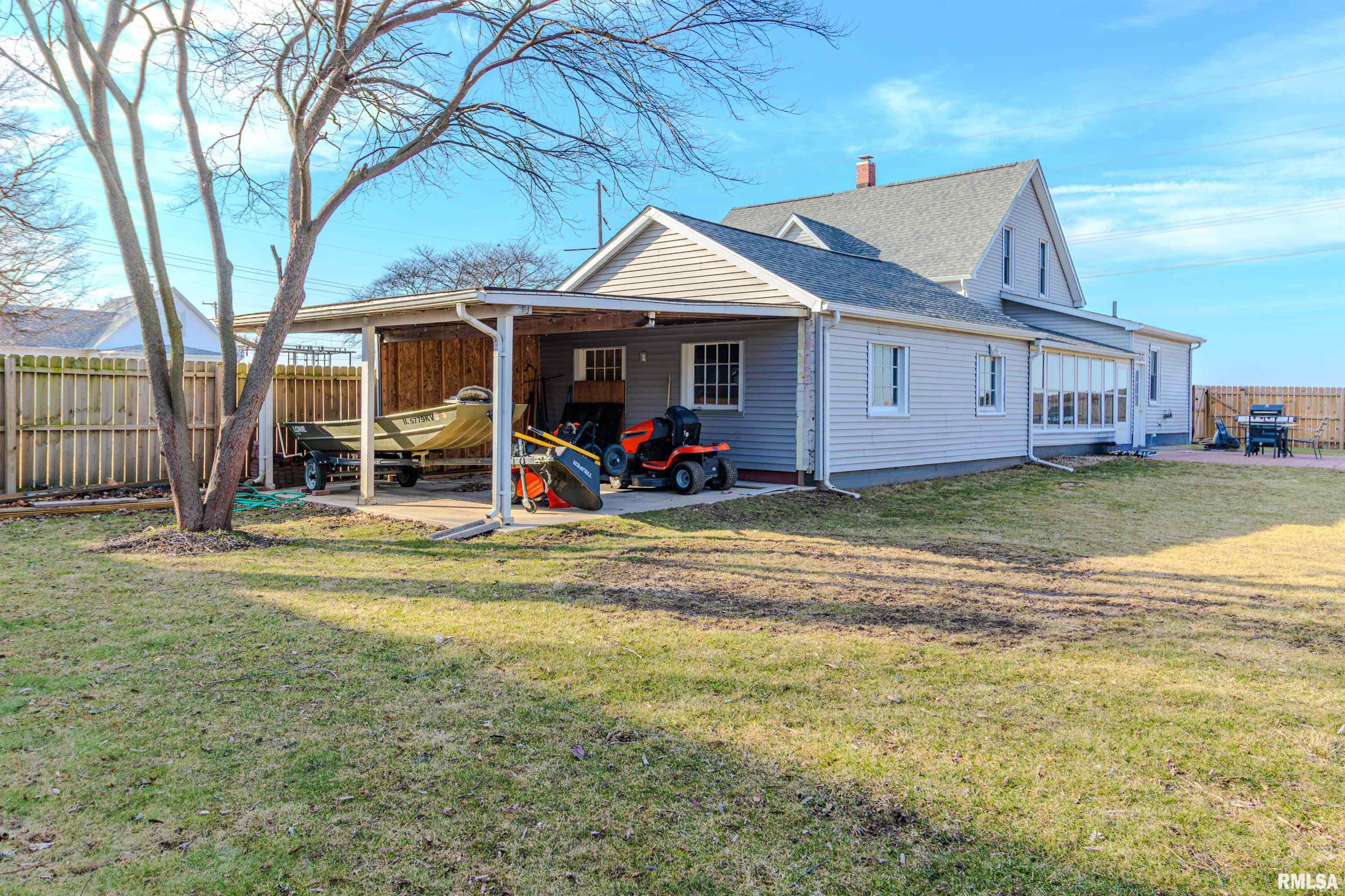 979 N 5th Avenue, Canton, Illinois image 6