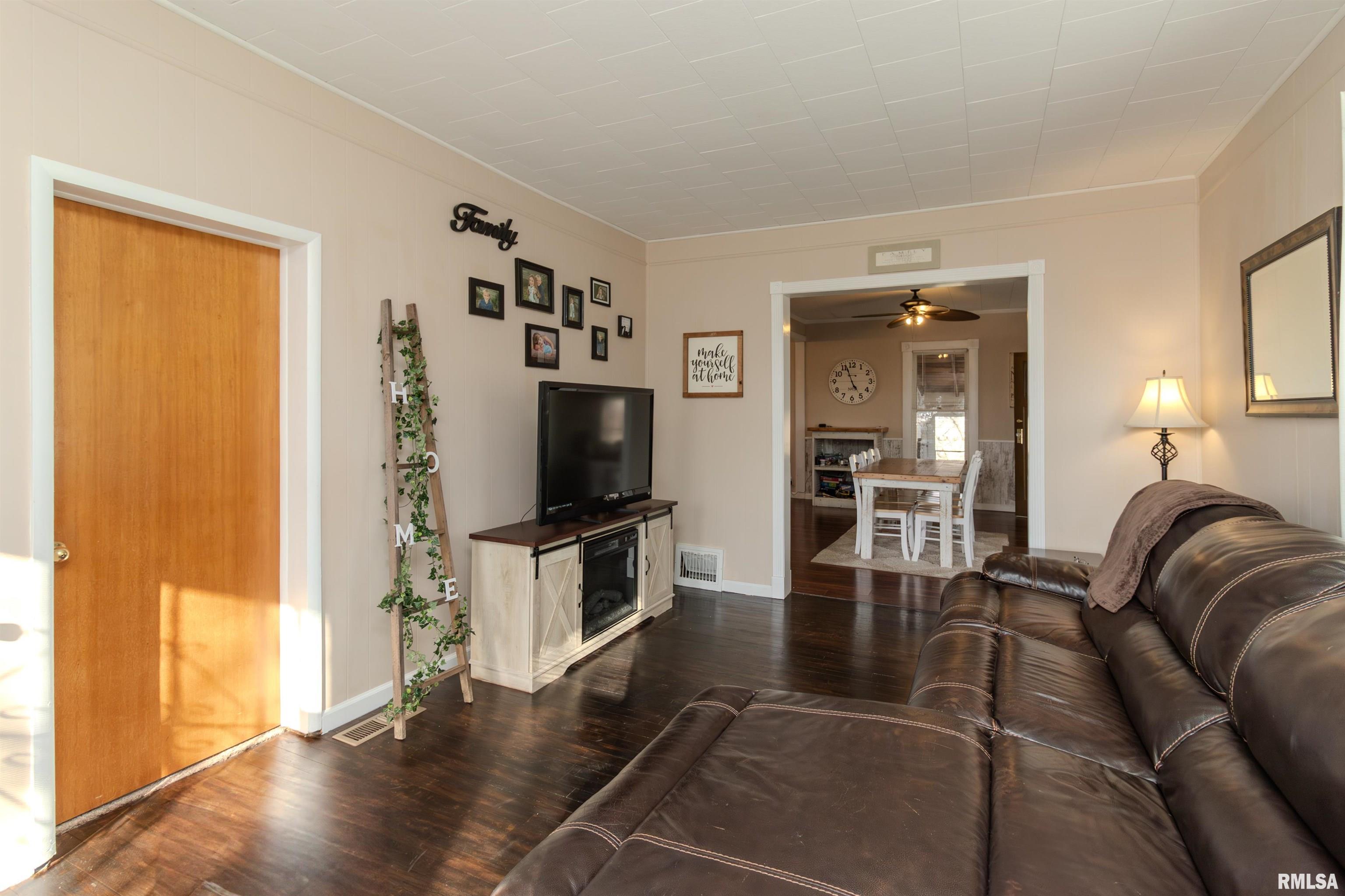 979 N 5th Avenue, Canton, Illinois image 17