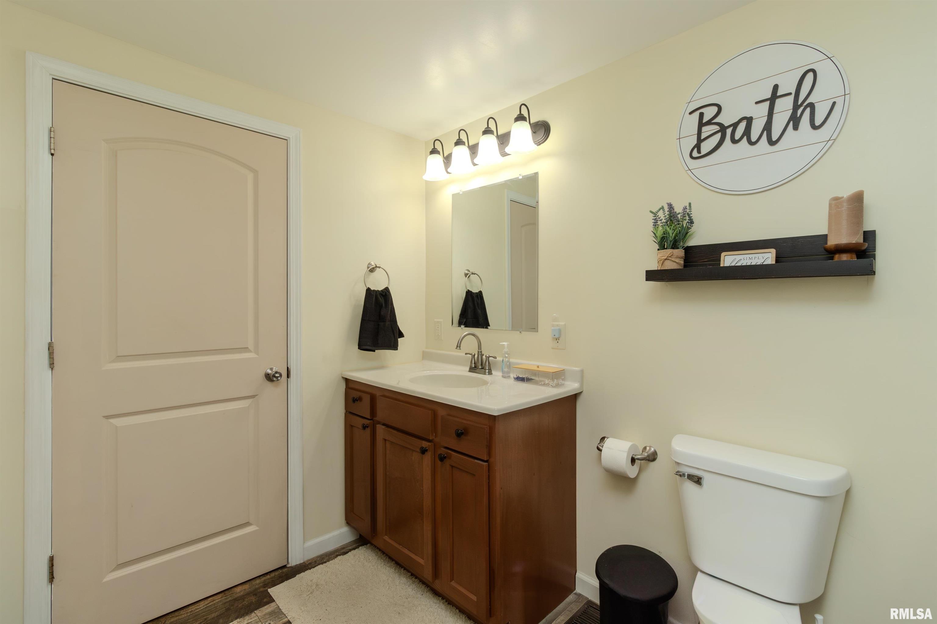 979 N 5th Avenue, Canton, Illinois image 22
