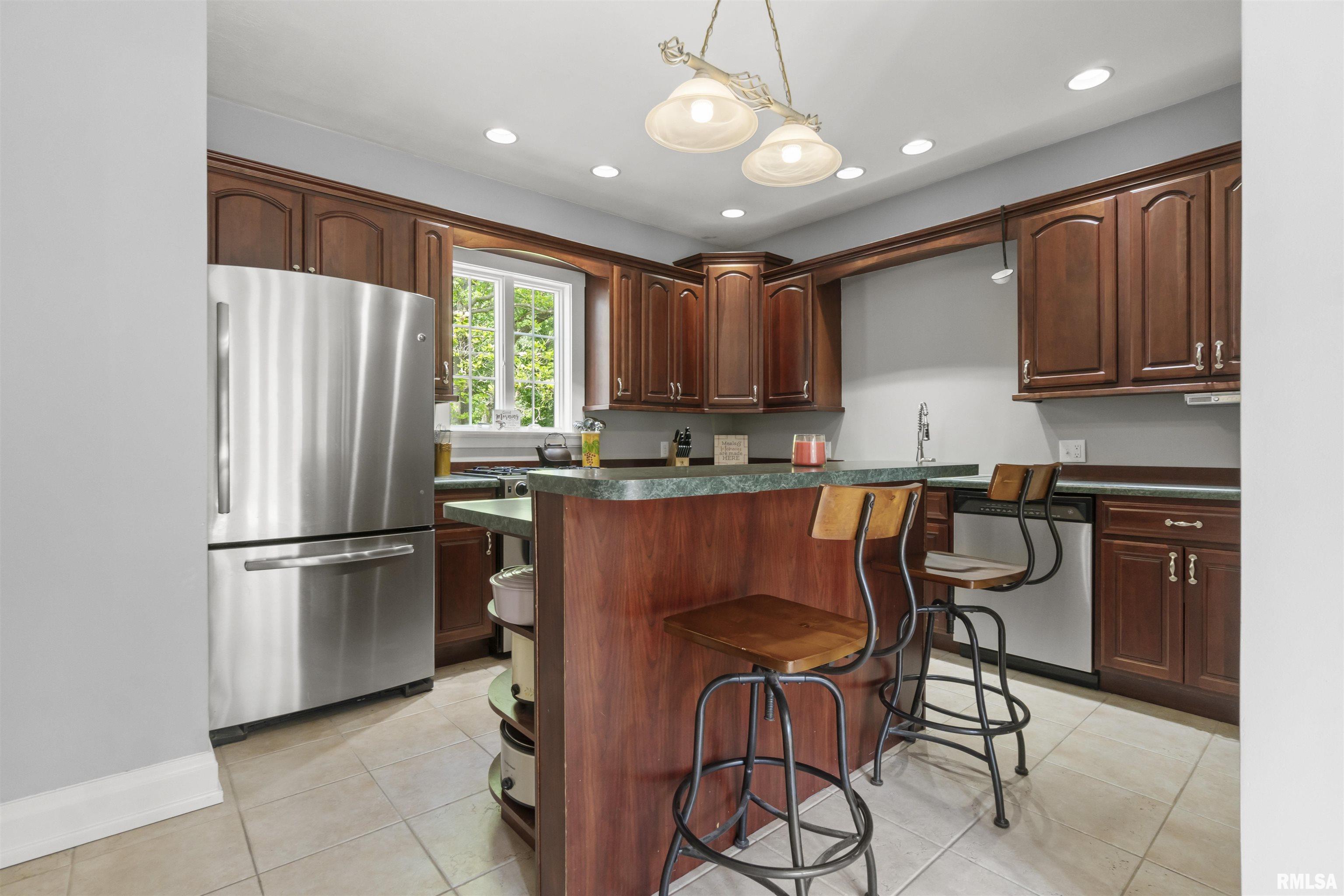 311 S Main Street, Washington, Illinois image 23