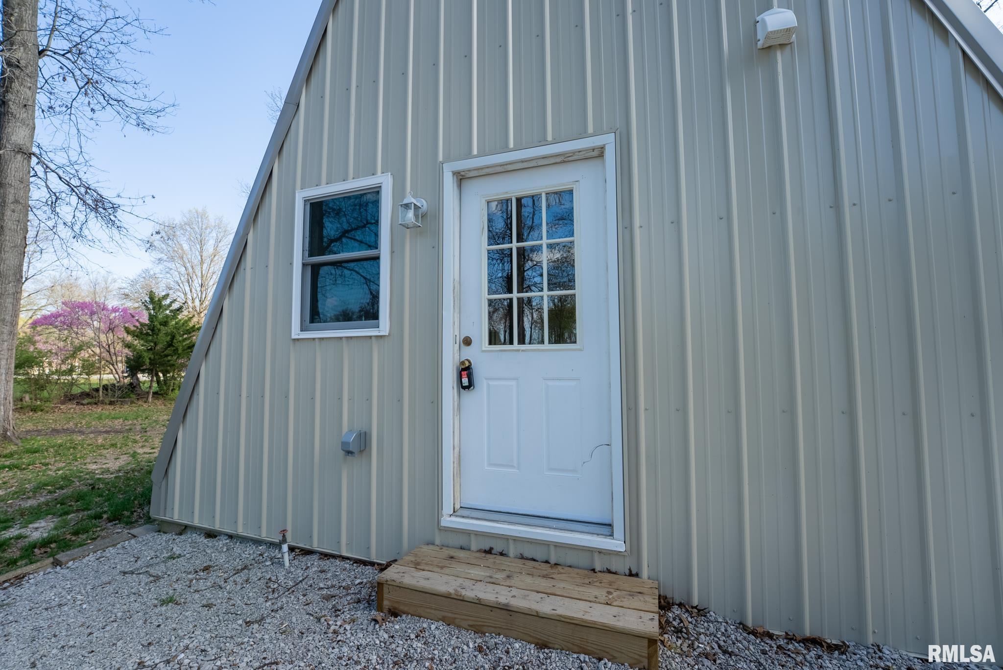 19820 Oak Drive, Carlyle, Illinois image 32