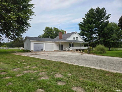 Homes For Sale - 22730 E 100th Street<br/> Blandinsville, IL 61420