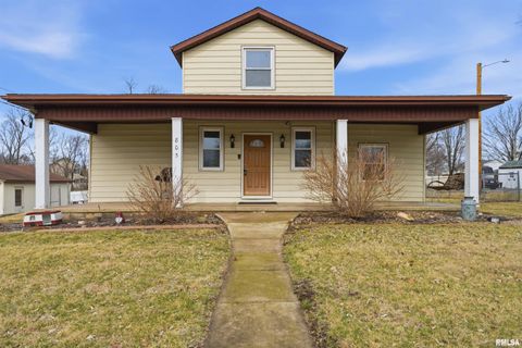 Homes For Sale - 805 W Main Street<br/> Elmwood, IL 61529
