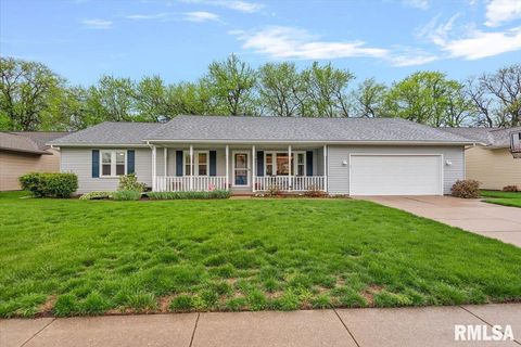 Photo of 2508 Charlack Avenue, Springfield, IL 62704 (MLS # CA1043190)