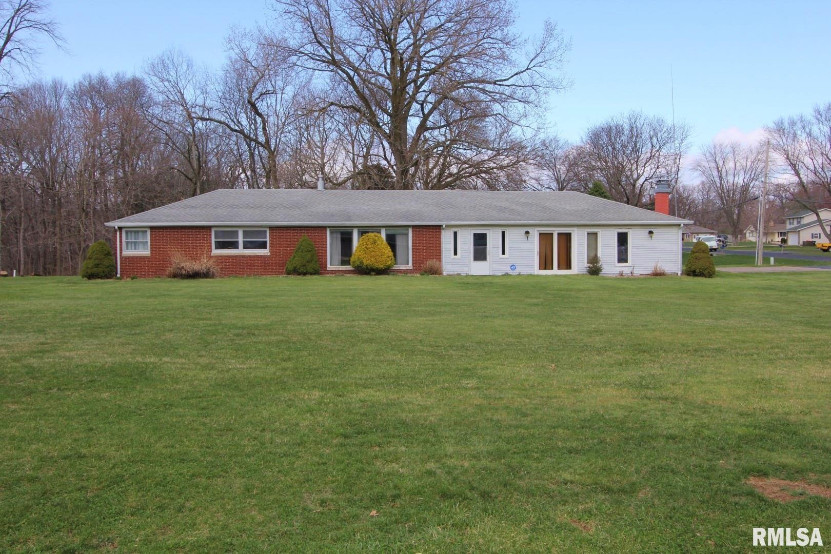 927 W Oakview Drive, Peoria, Illinois image 1
