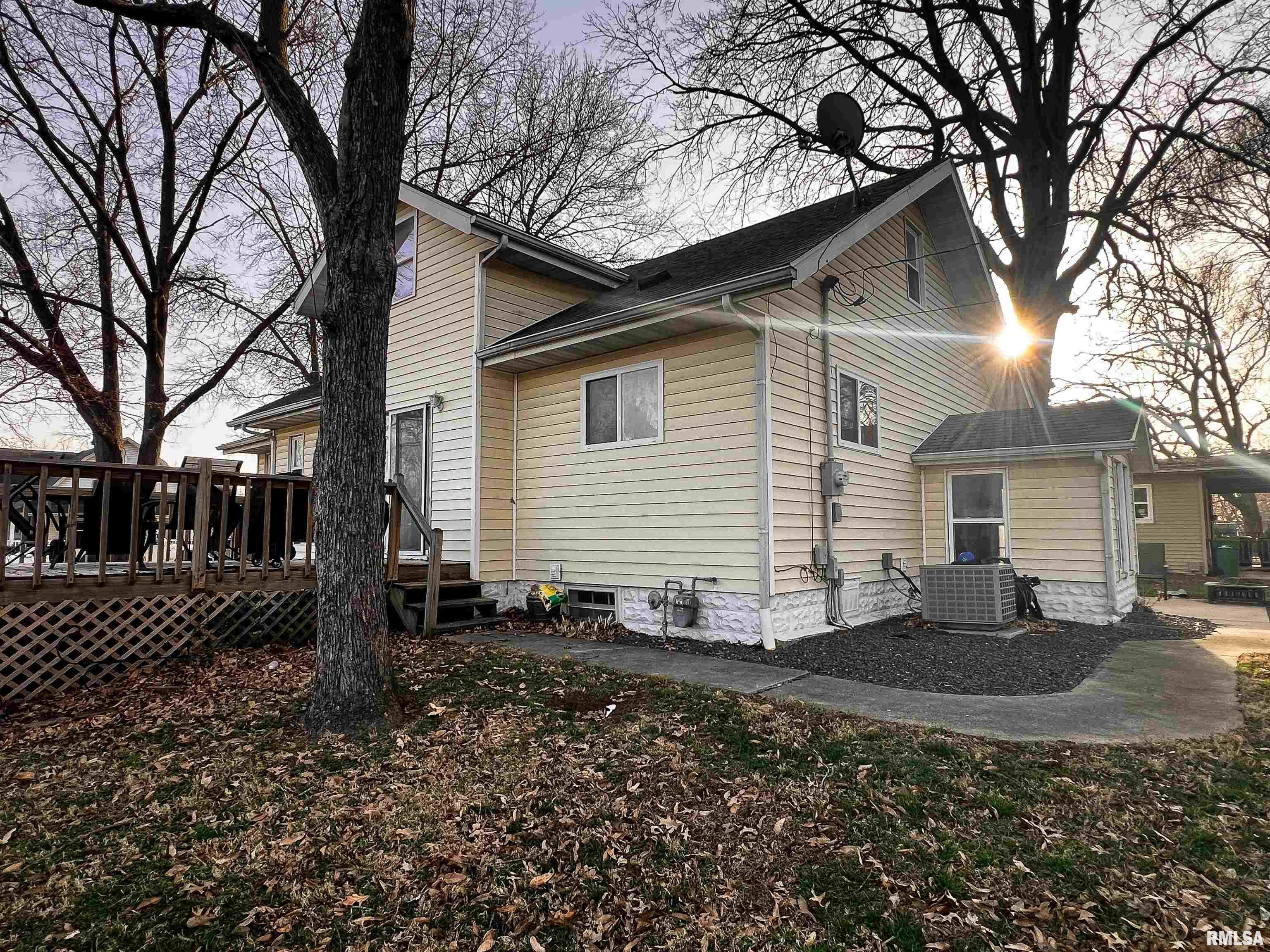 1451 Jefferson Street, Carlyle, Illinois image 6