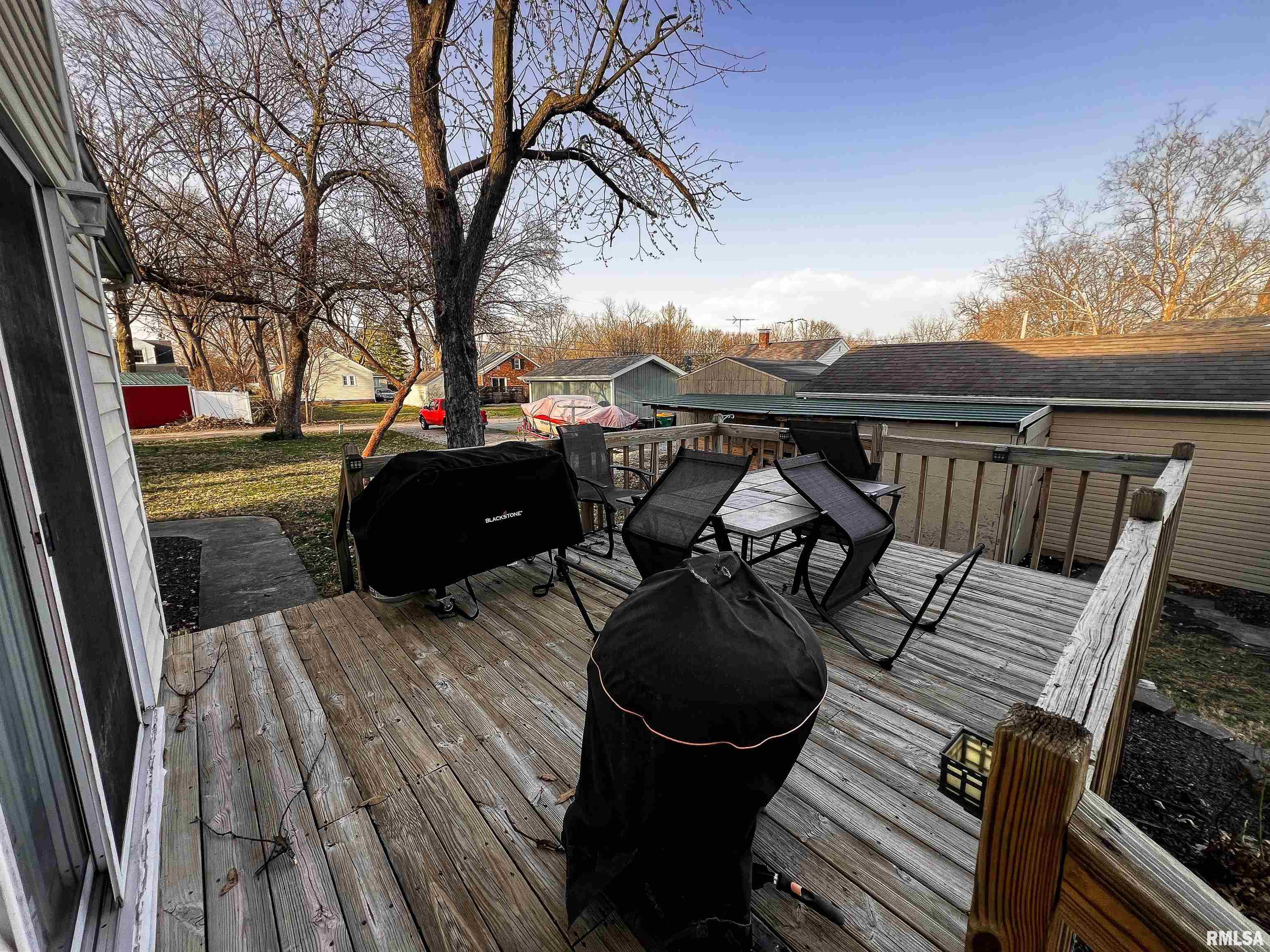 1451 Jefferson Street, Carlyle, Illinois image 9
