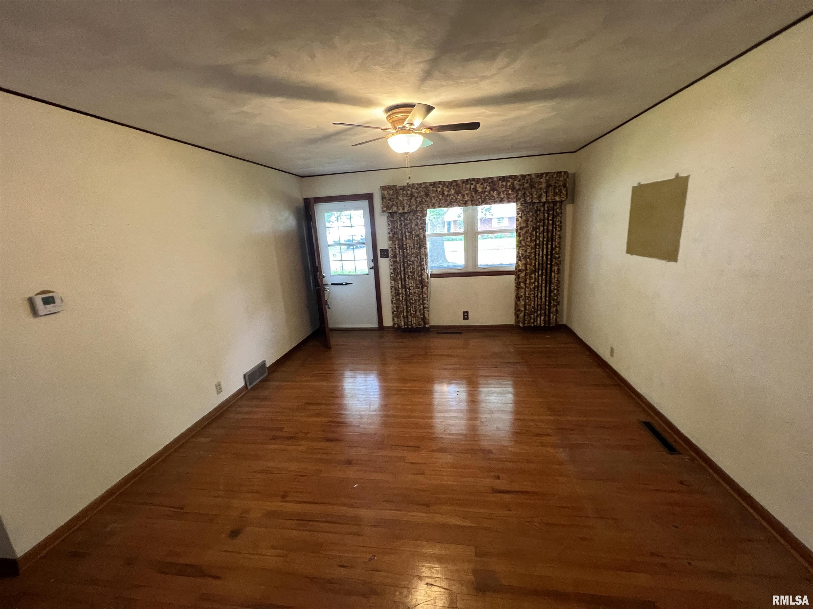 16 S 17th Street, Canton, Illinois image 11