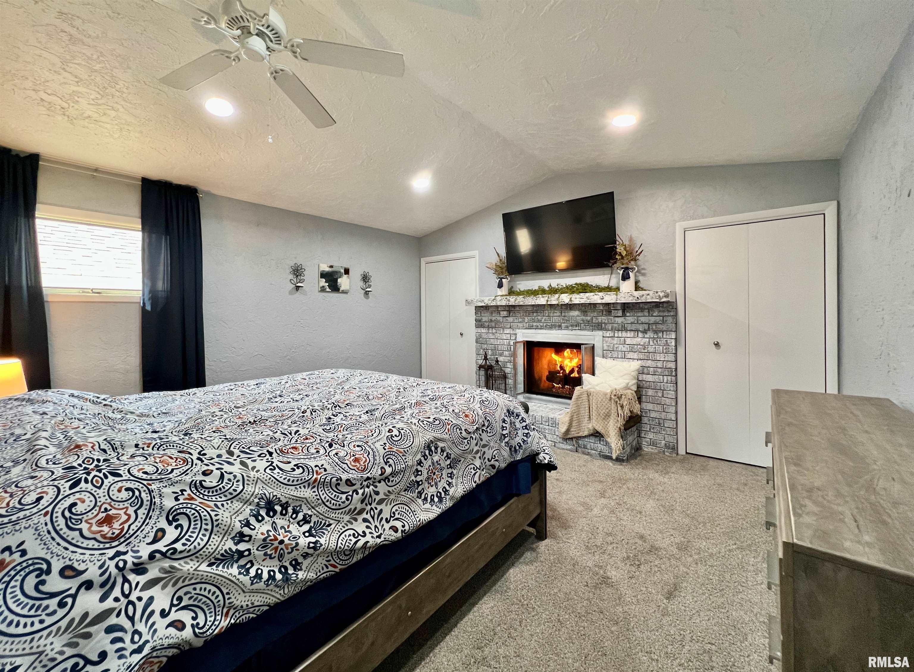 209 3rd Street, Colona, Illinois image 12