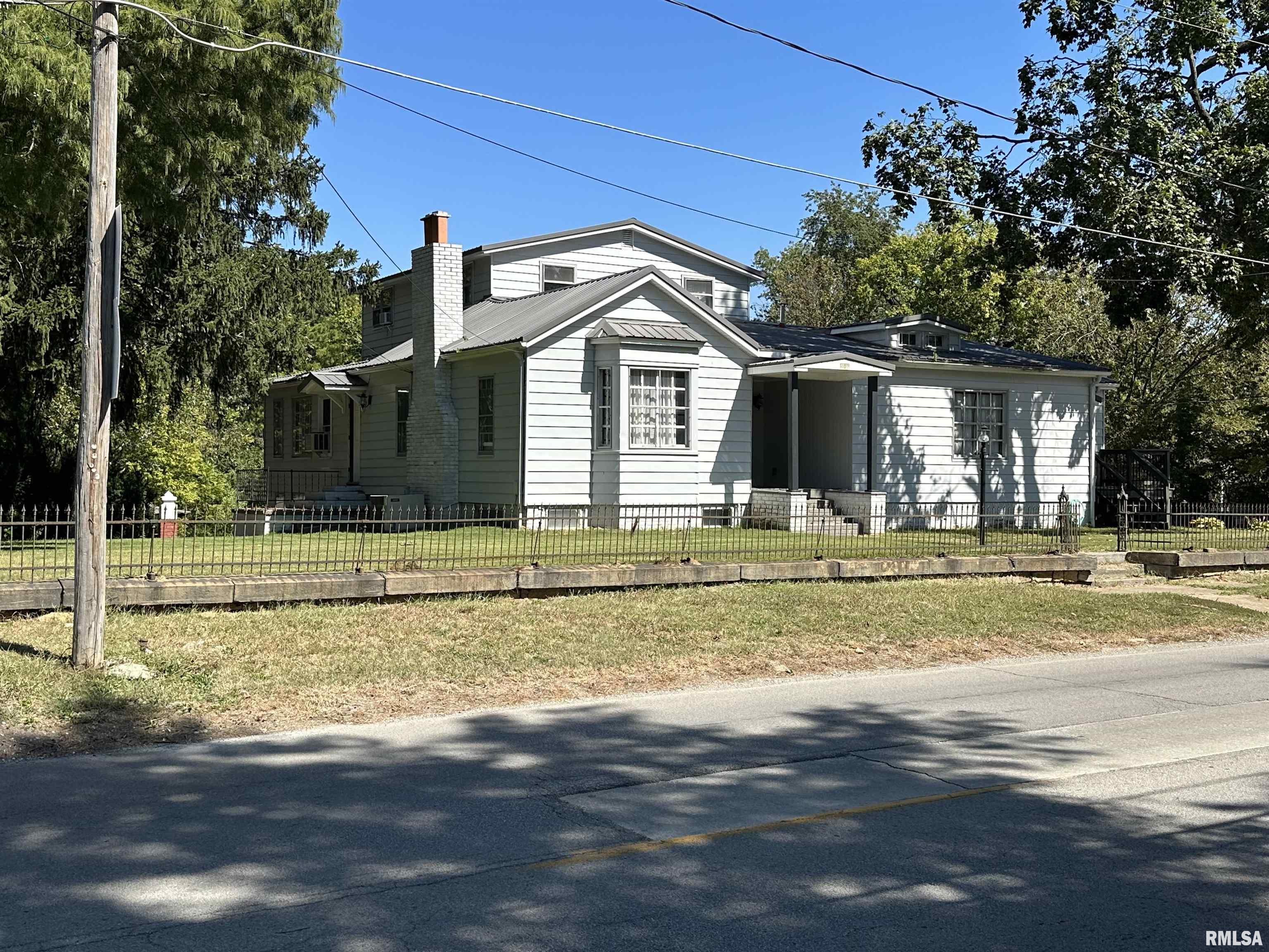407 W Water Street, Pinckneyville, Illinois image 3
