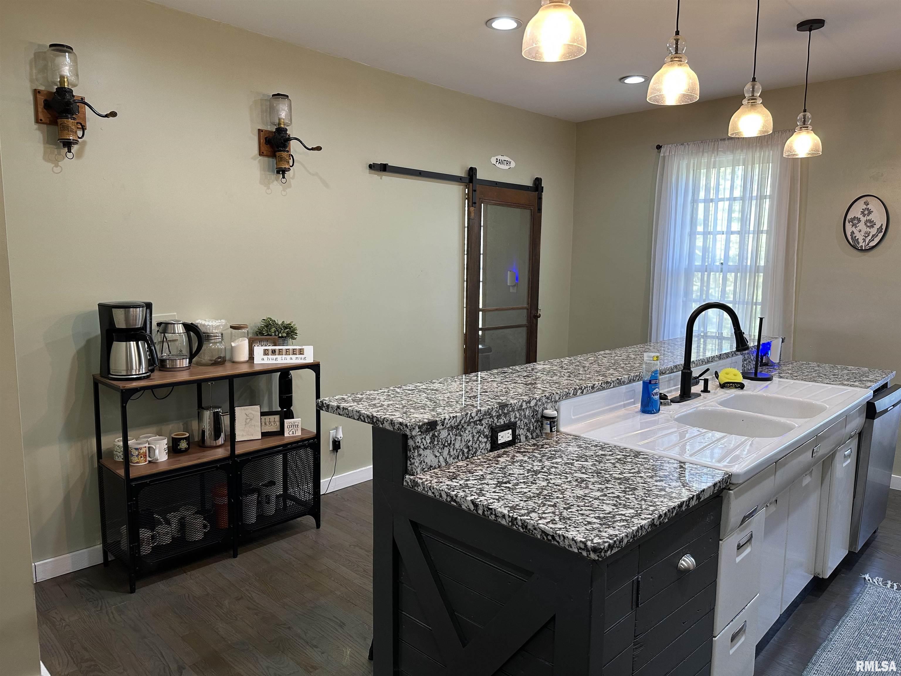 407 W Water Street, Pinckneyville, Illinois image 8