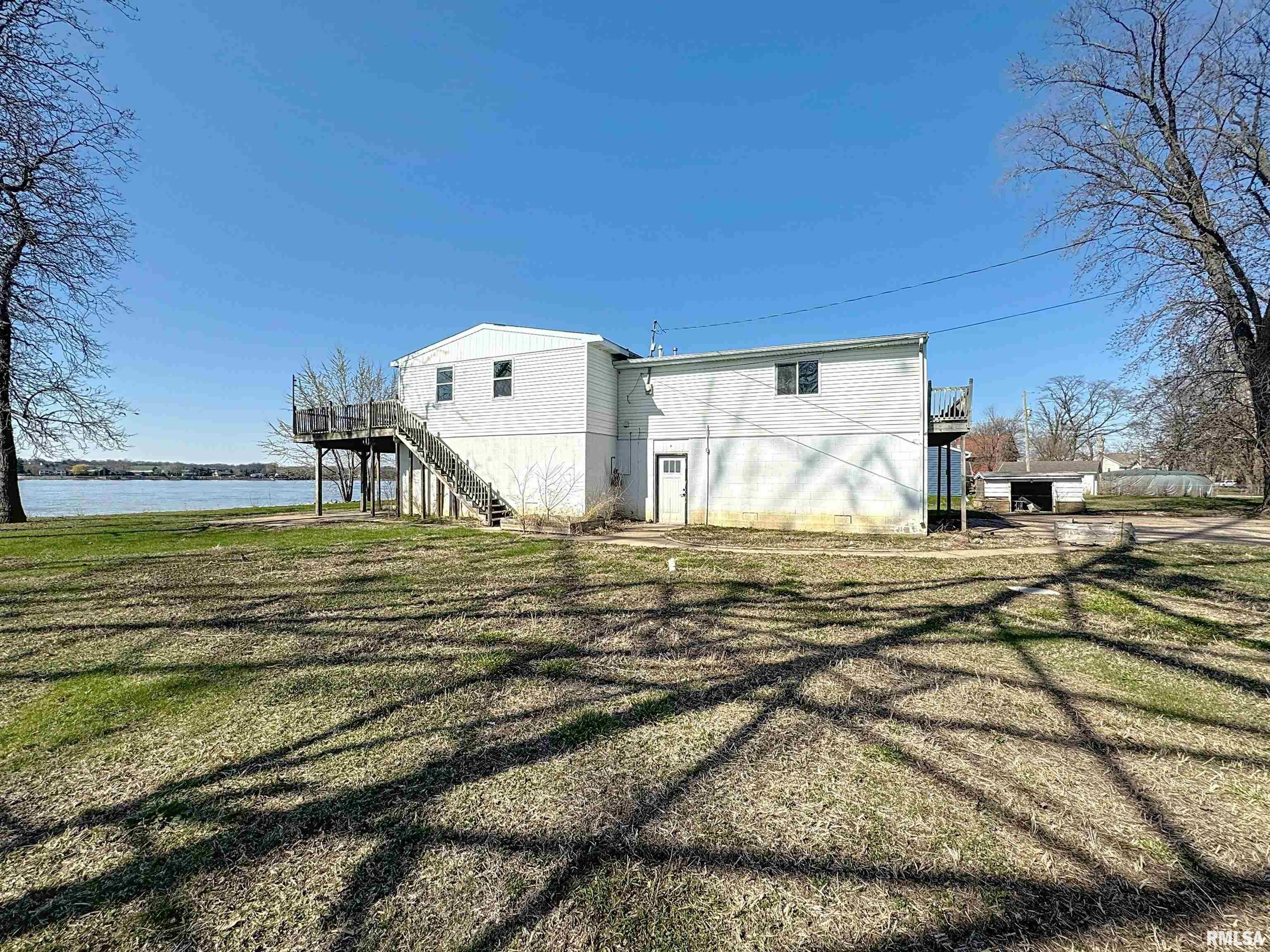 266 Island Avenue, East Moline, Illinois image 37