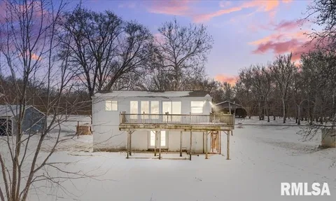266 Island Avenue, East Moline, IL 61244 - MLS#: QC4260581