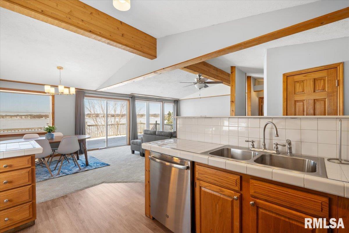 266 Island Avenue, East Moline, Illinois image 15