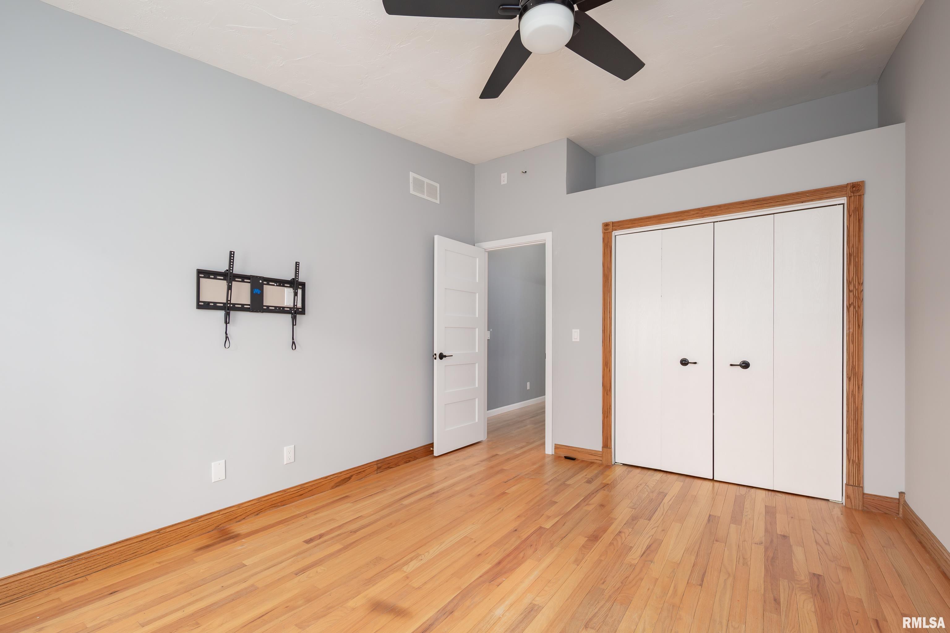 4056 Prairie Lane, Bettendorf, Iowa image 18