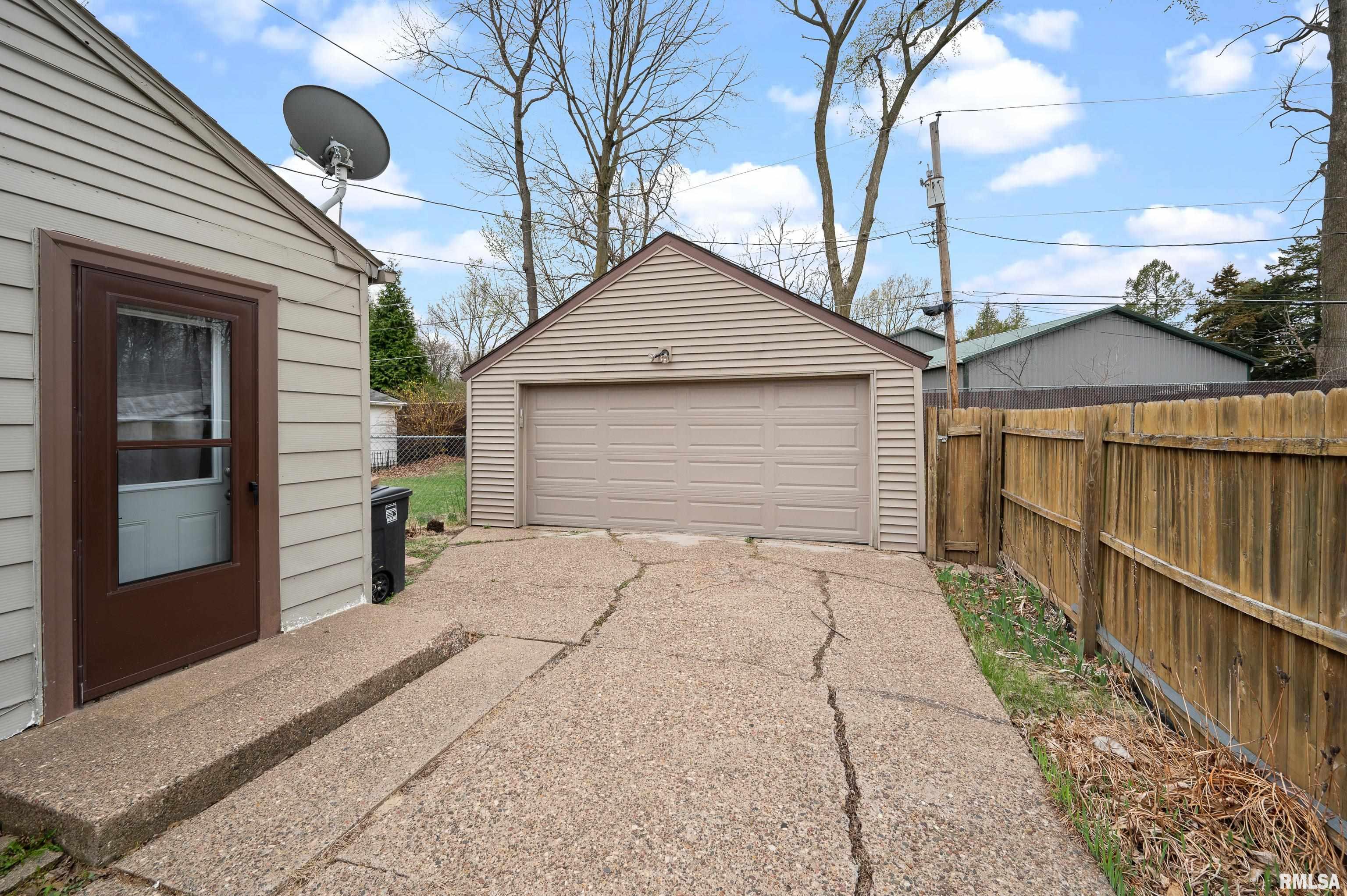 3632 15th Avenue Court, Moline, Illinois image 13