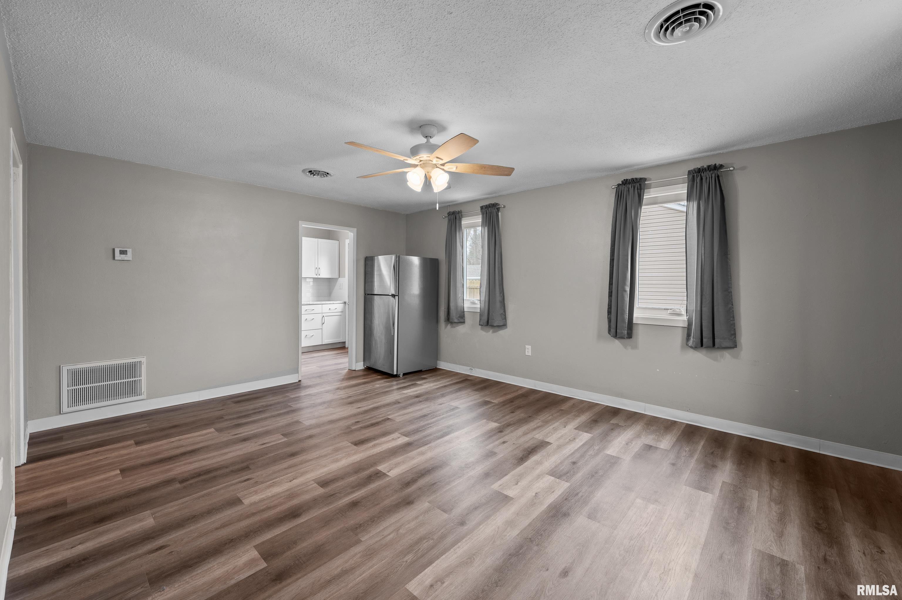 3632 15th Avenue Court, Moline, Illinois image 2