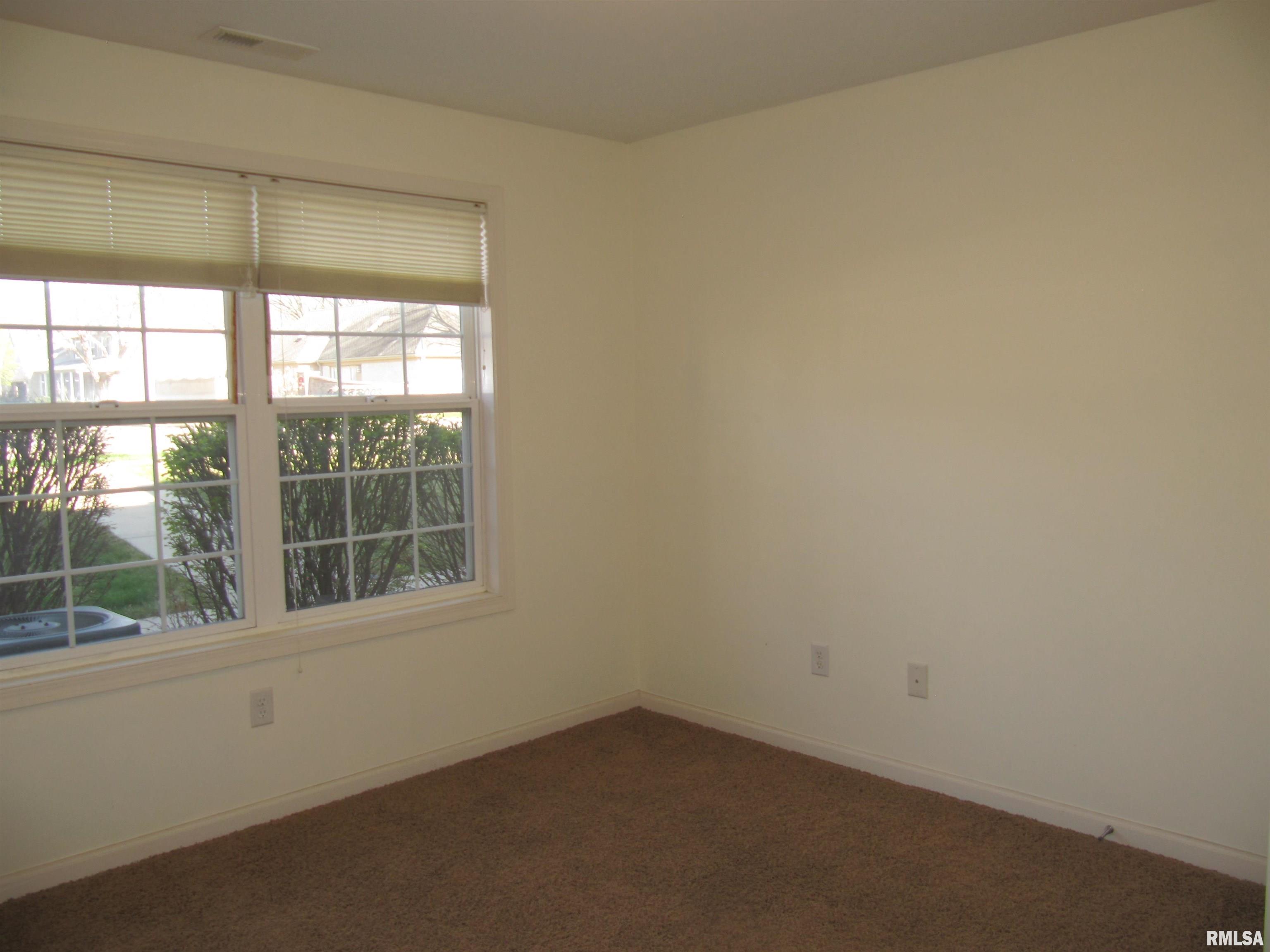 11217 N Oakwood Drive #10, Peoria, Illinois image 10