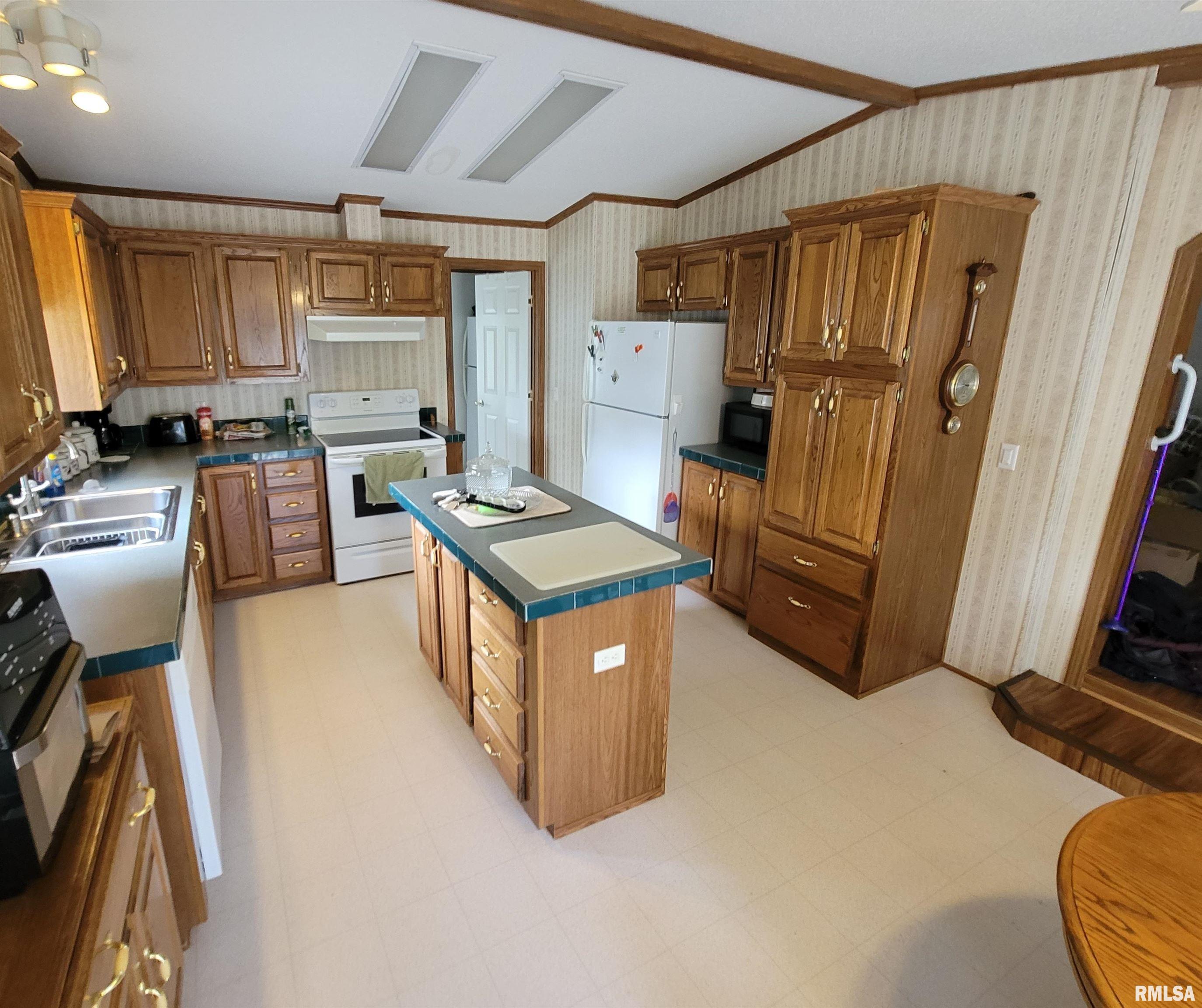 3614 S Hotze Road, Salem, Illinois image 17