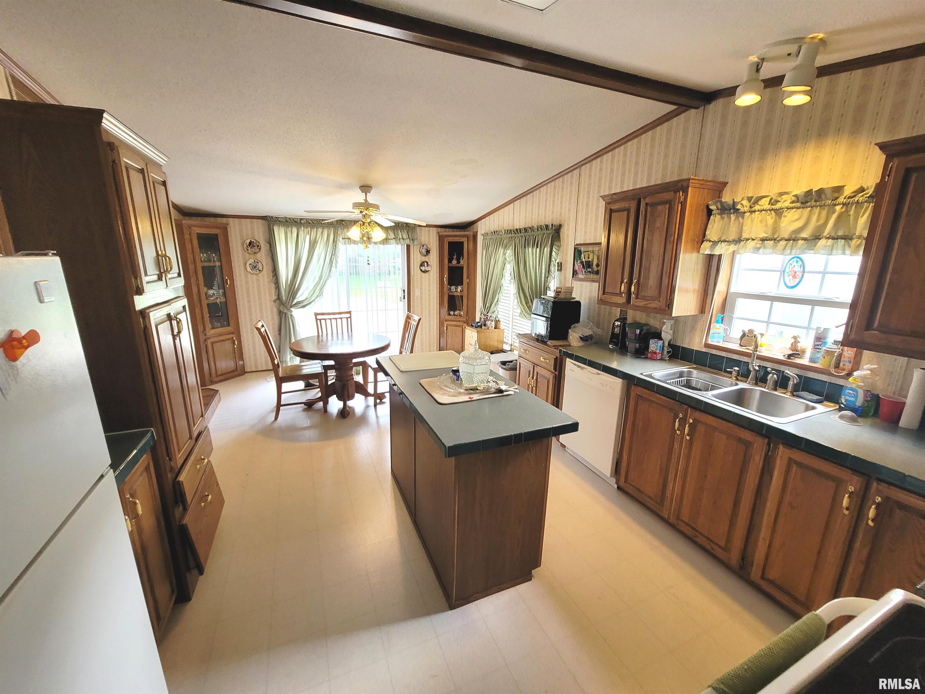 3614 S Hotze Road, Salem, Illinois image 19