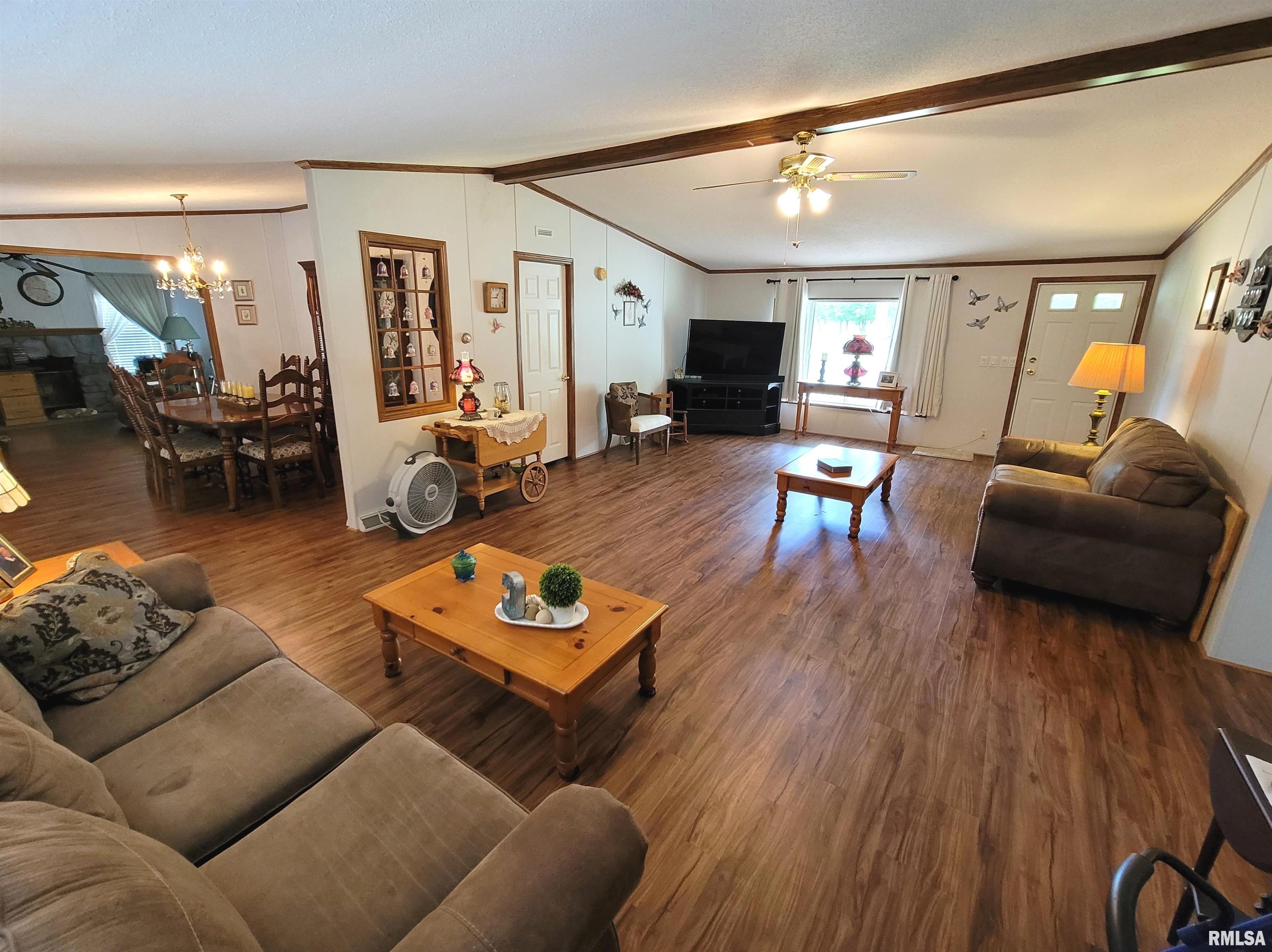 3614 S Hotze Road, Salem, Illinois image 9
