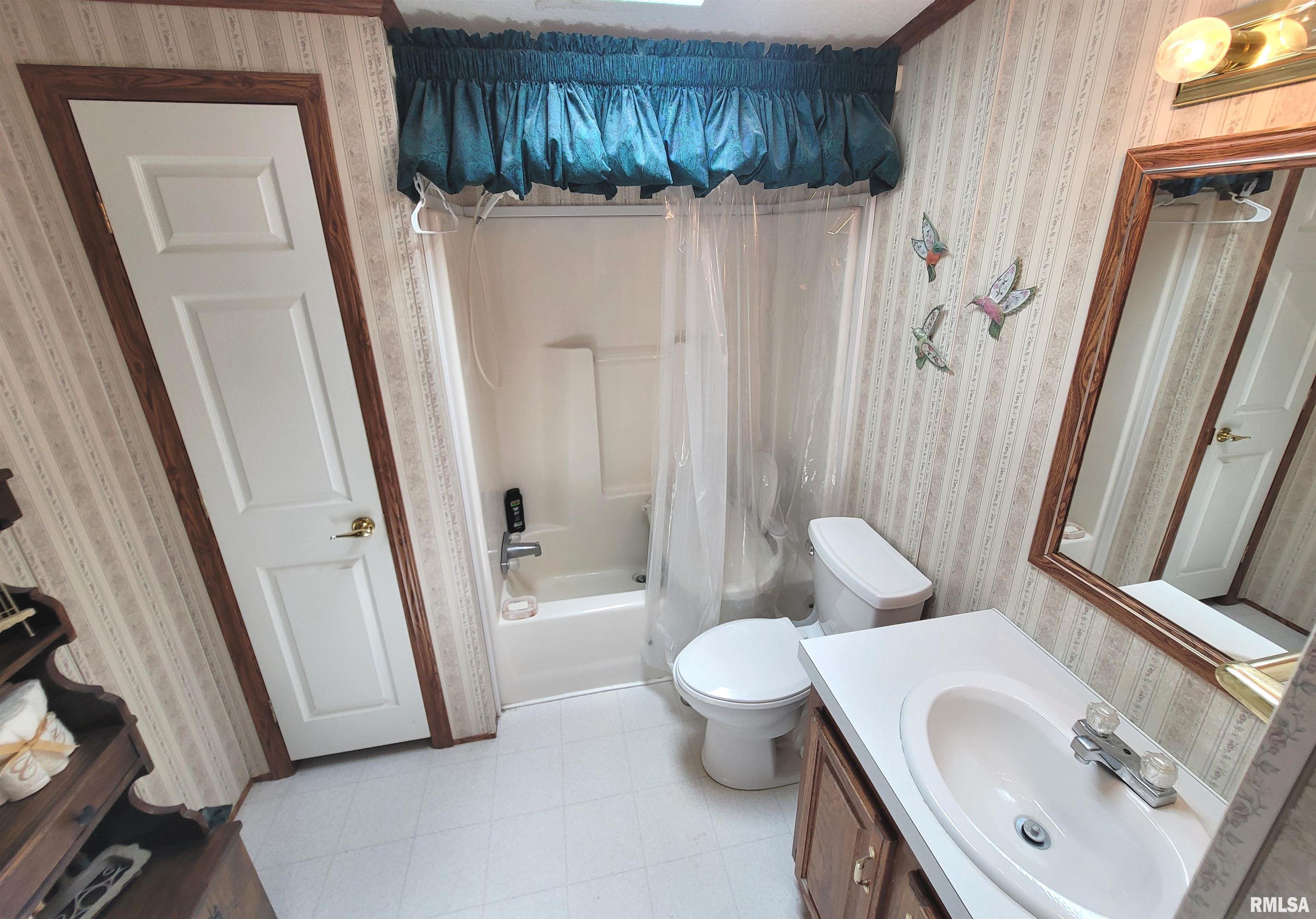 3614 S Hotze Road, Salem, Illinois image 29