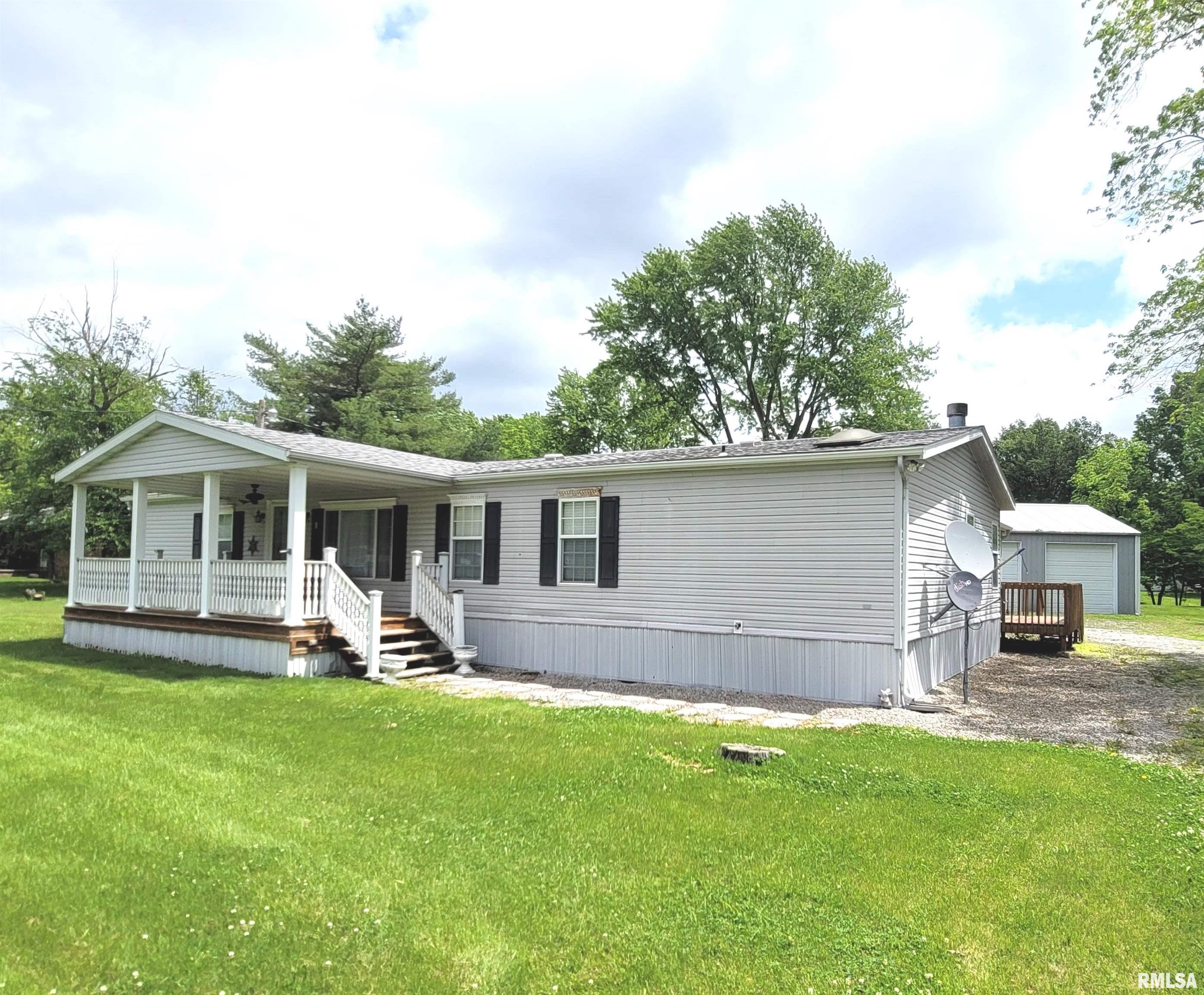 3614 S Hotze Road, Salem, Illinois image 35