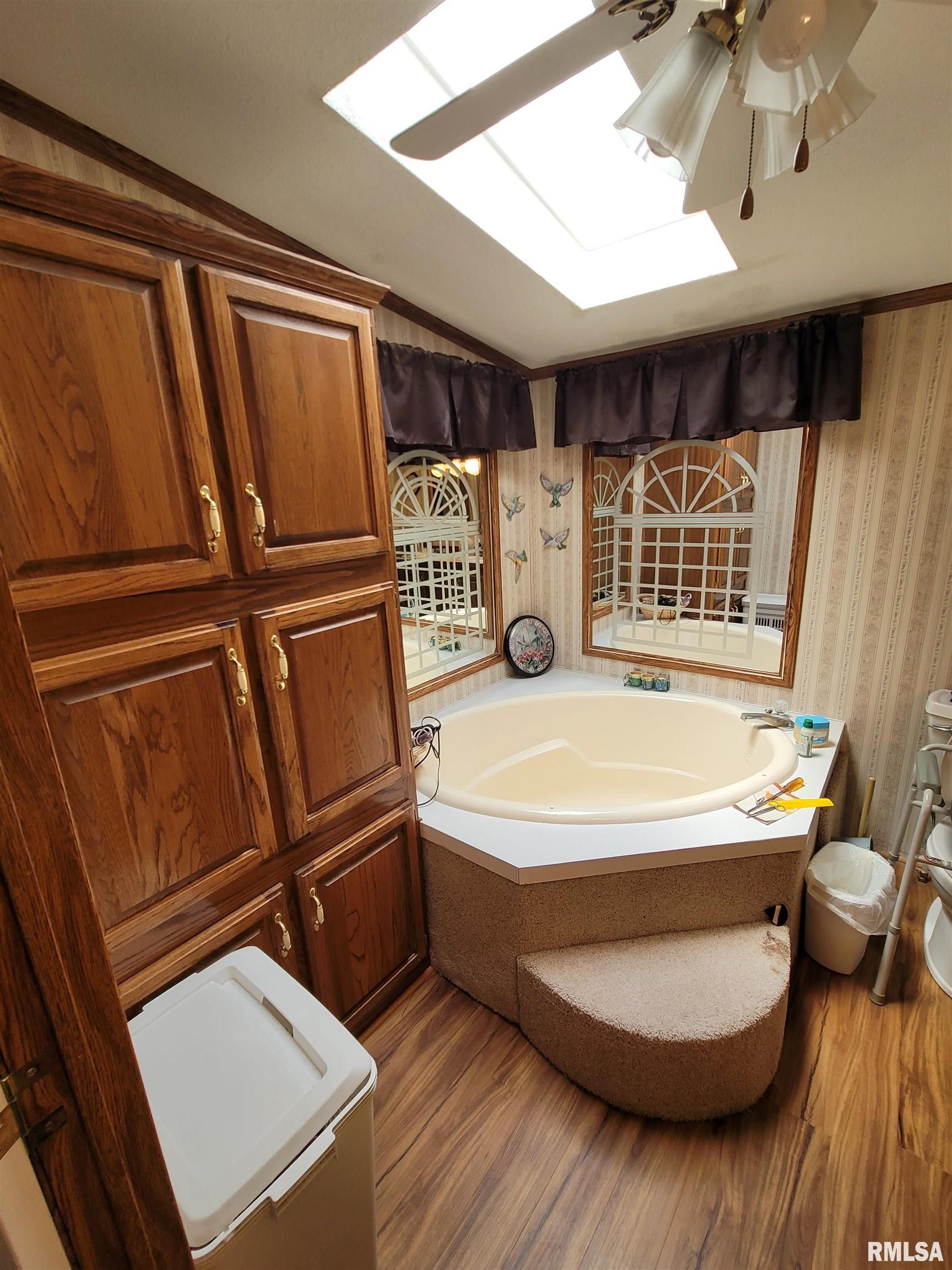 3614 S Hotze Road, Salem, Illinois image 26