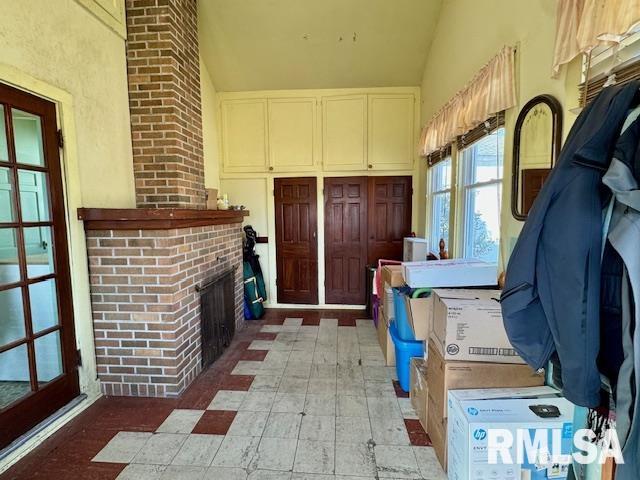 2341 N 6th Street, Clinton, Iowa image 39