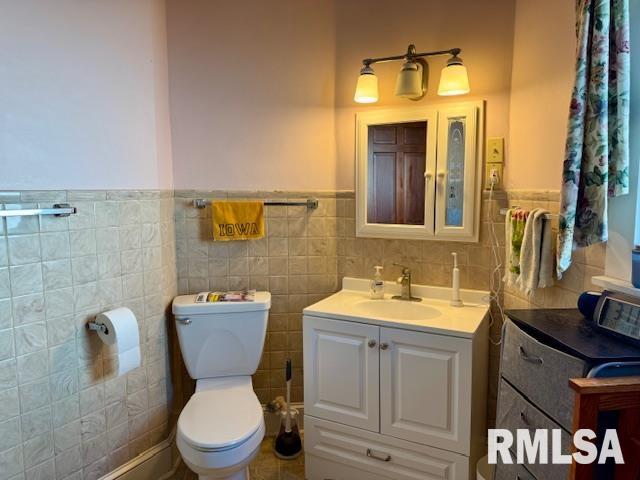 2341 N 6th Street, Clinton, Iowa image 22
