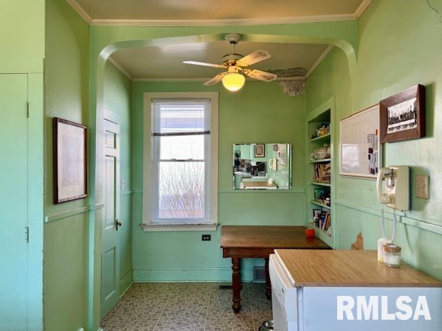 2341 N 6th Street, Clinton, Iowa image 18