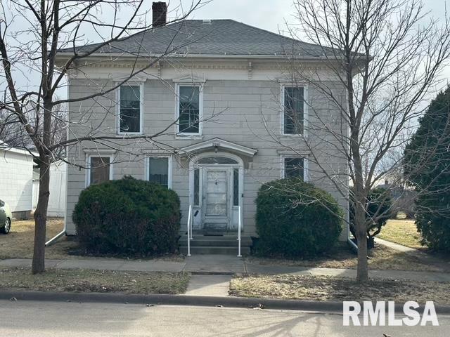 2341 N 6th Street, Clinton, Iowa image 1