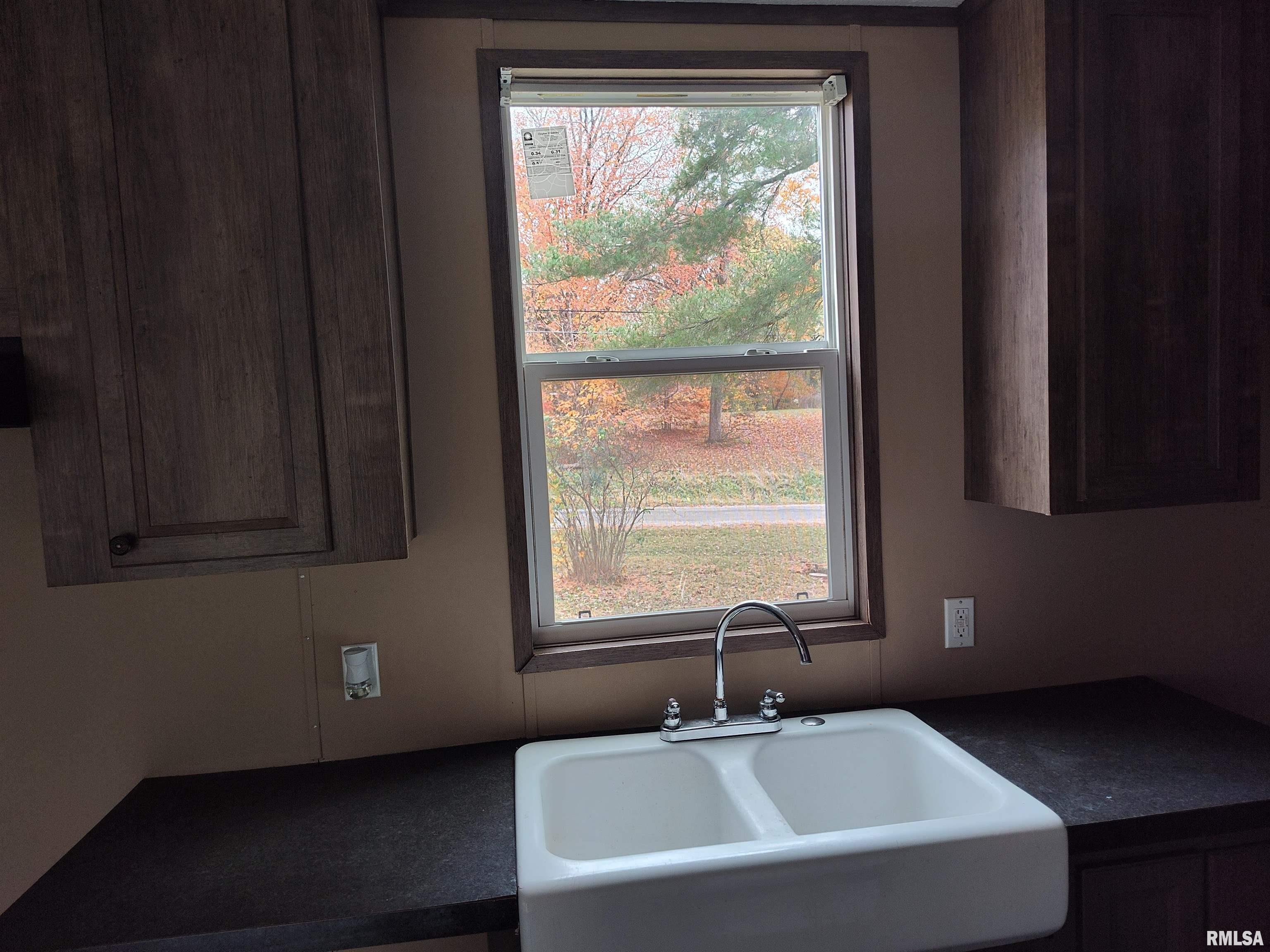 211 S Main Street, West Salem, Illinois image 7