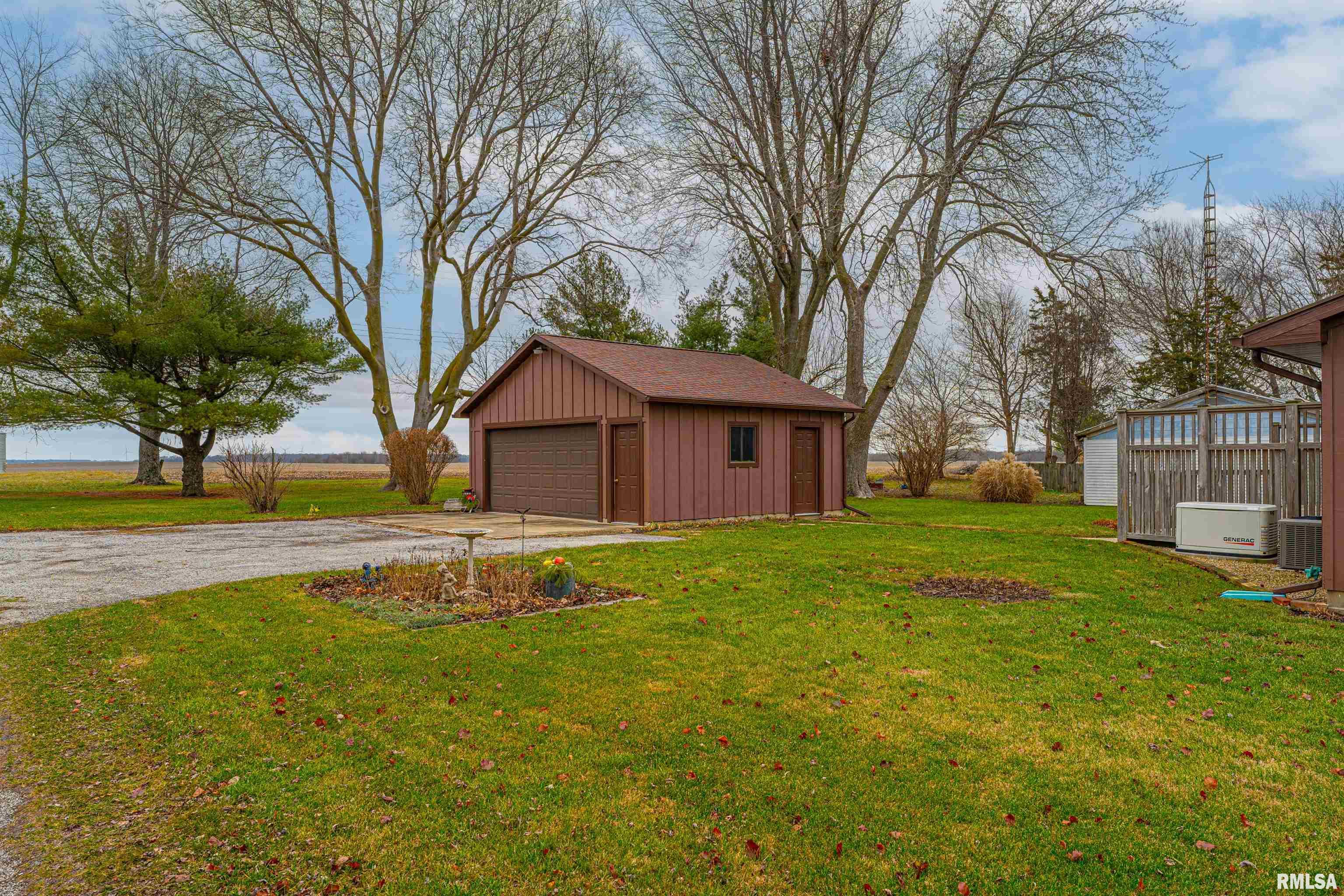 1008 Crosby Street, Cornland, Illinois image 34