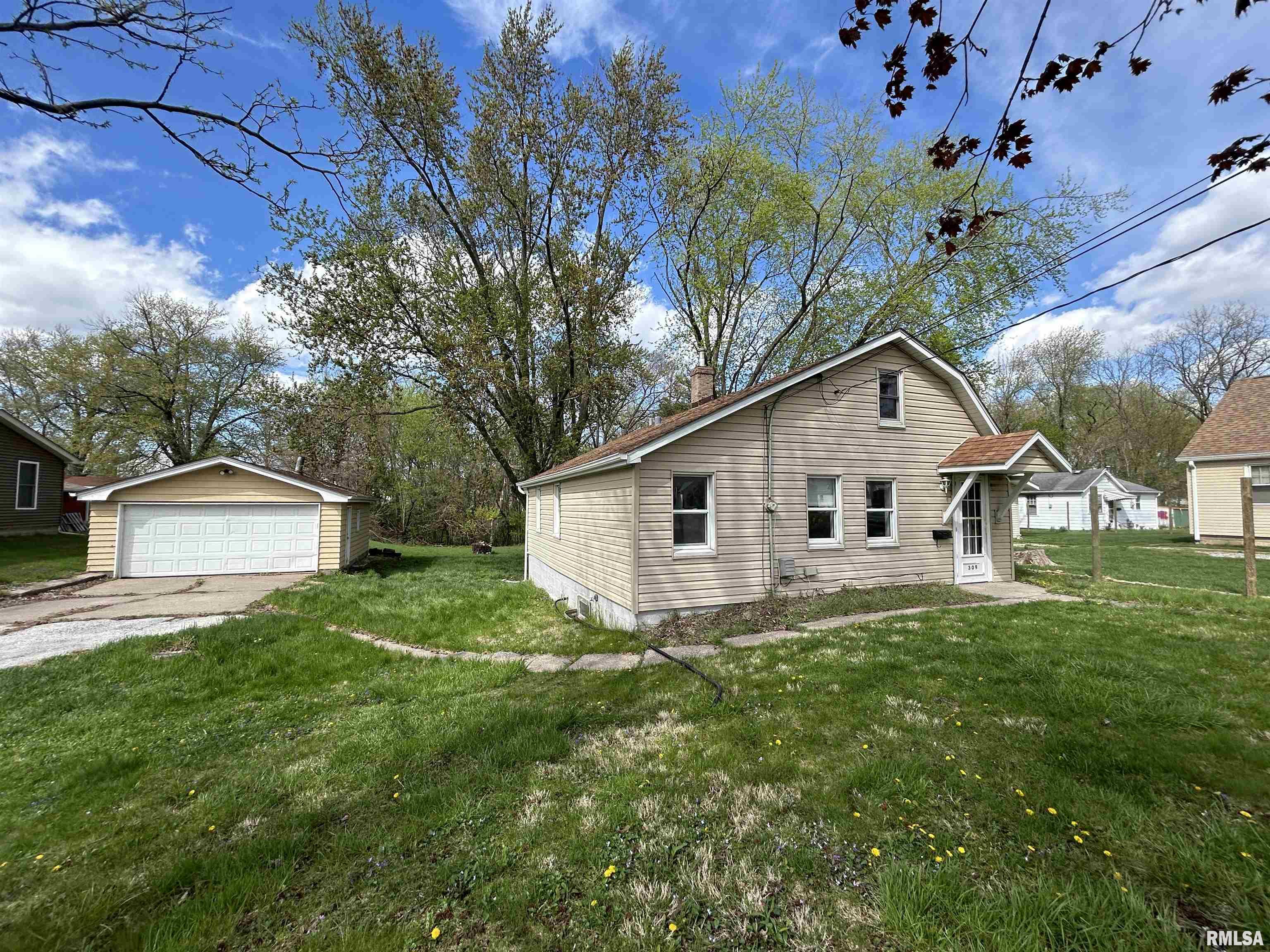 309 28th Avenue, East Moline, Illinois image 1