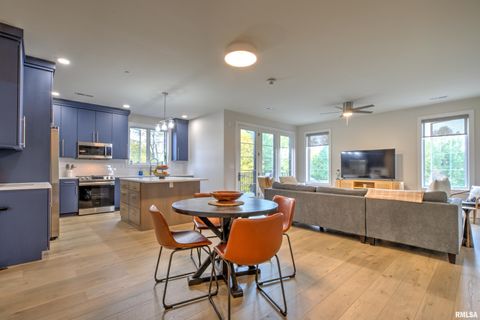 Photo of 1310 SAMUEL Avenue #3A, Peoria Heights, IL 61616 (MLS # PA1265595)