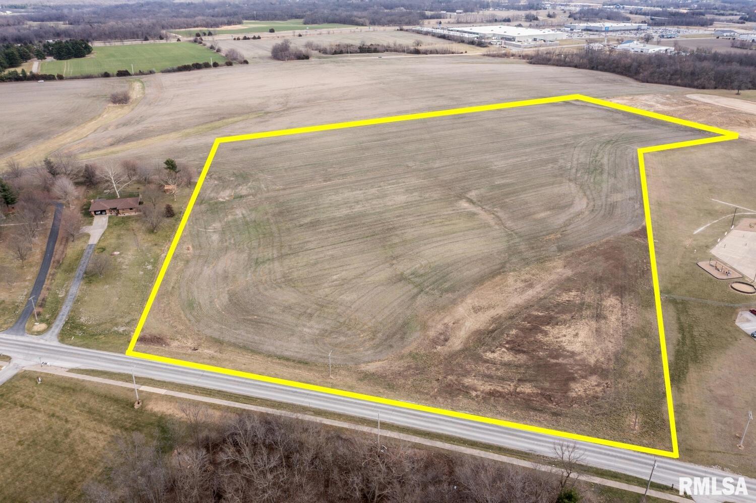 17.969 Acres On Columbus Road, Quincy, Illinois image 2