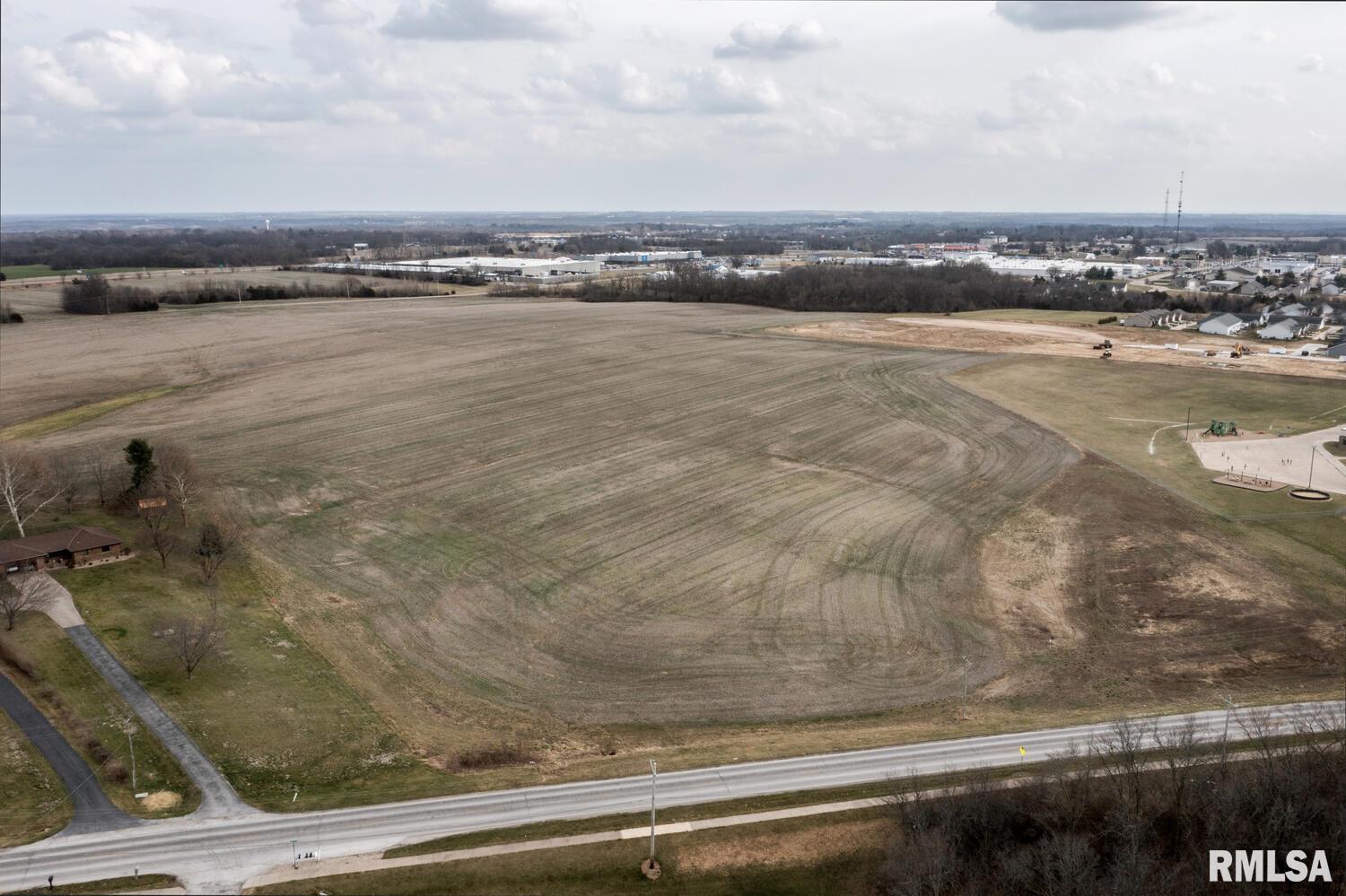 17.969 Acres On Columbus Road, Quincy, Illinois image 1