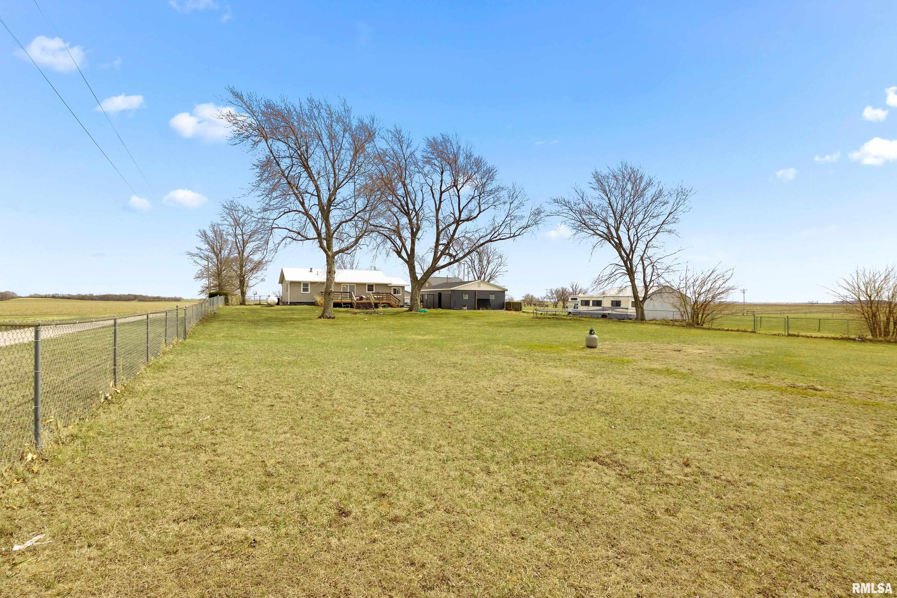 20842 N County Road 3300 E Road, Manito, Illinois image 8