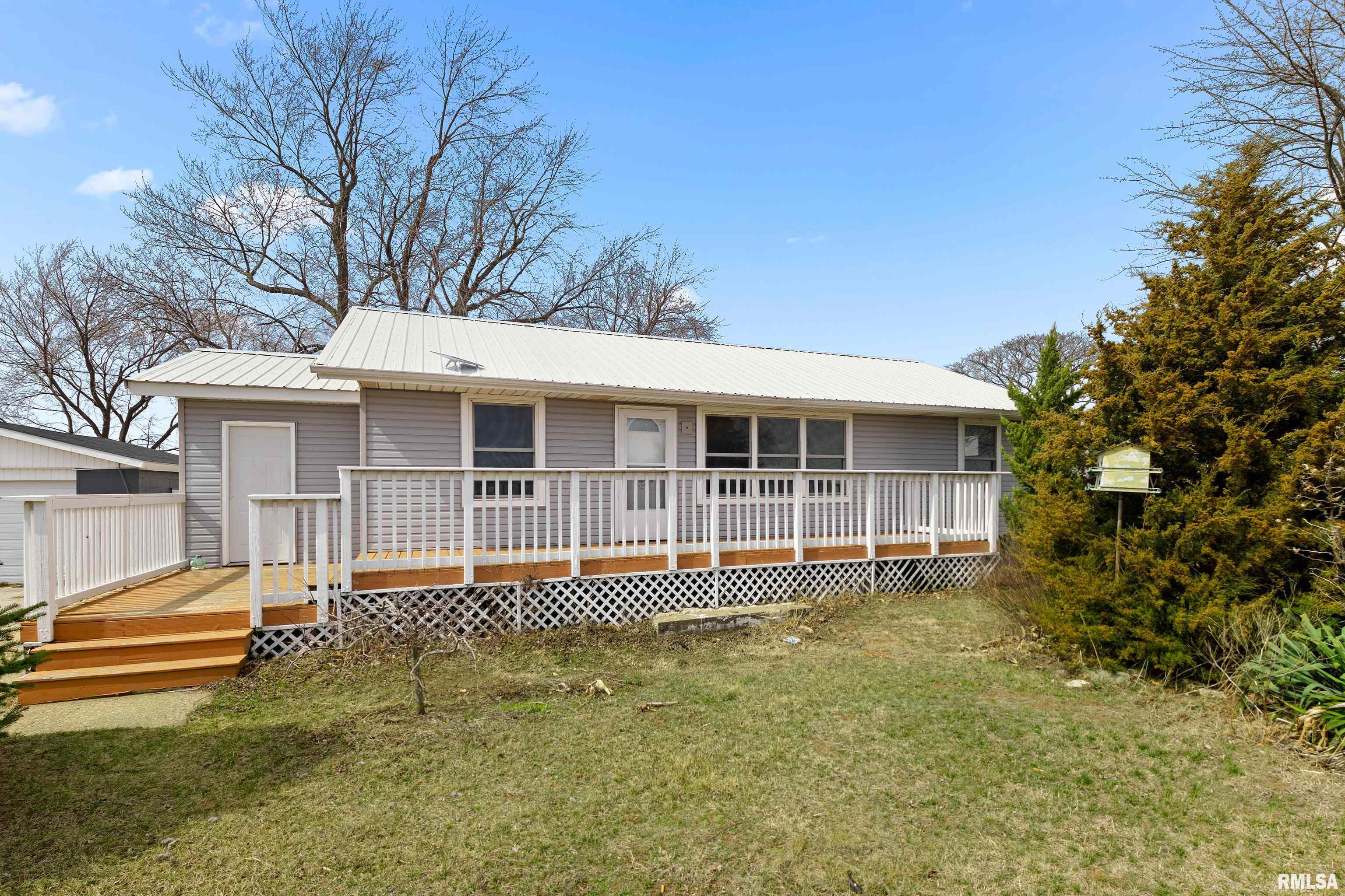 20842 N County Road 3300 E Road, Manito, Illinois image 1